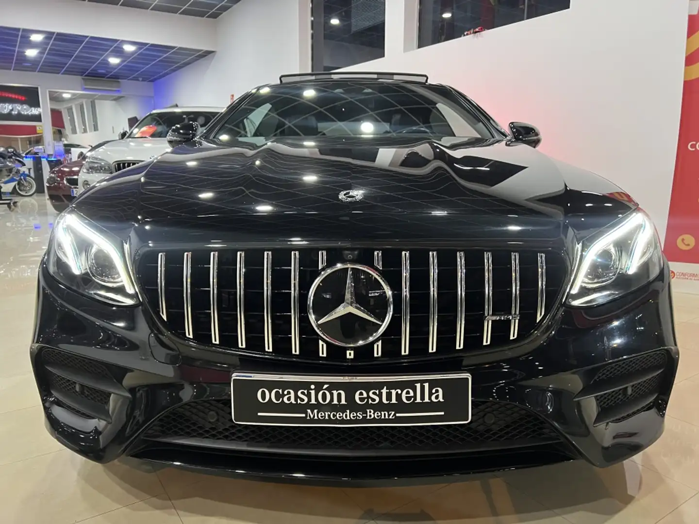 Mercedes-Benz E 220 Coupé 220d 9G-Tronic Negro - 1