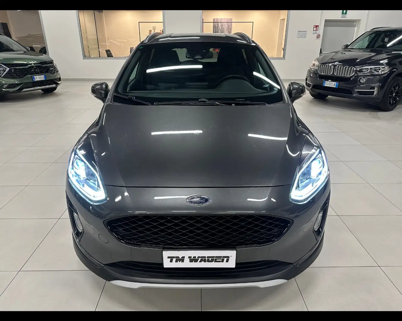 Ford Fiesta 1.0 Ecoboost Hybrid 125 CV 5 porte Active Gris - 2