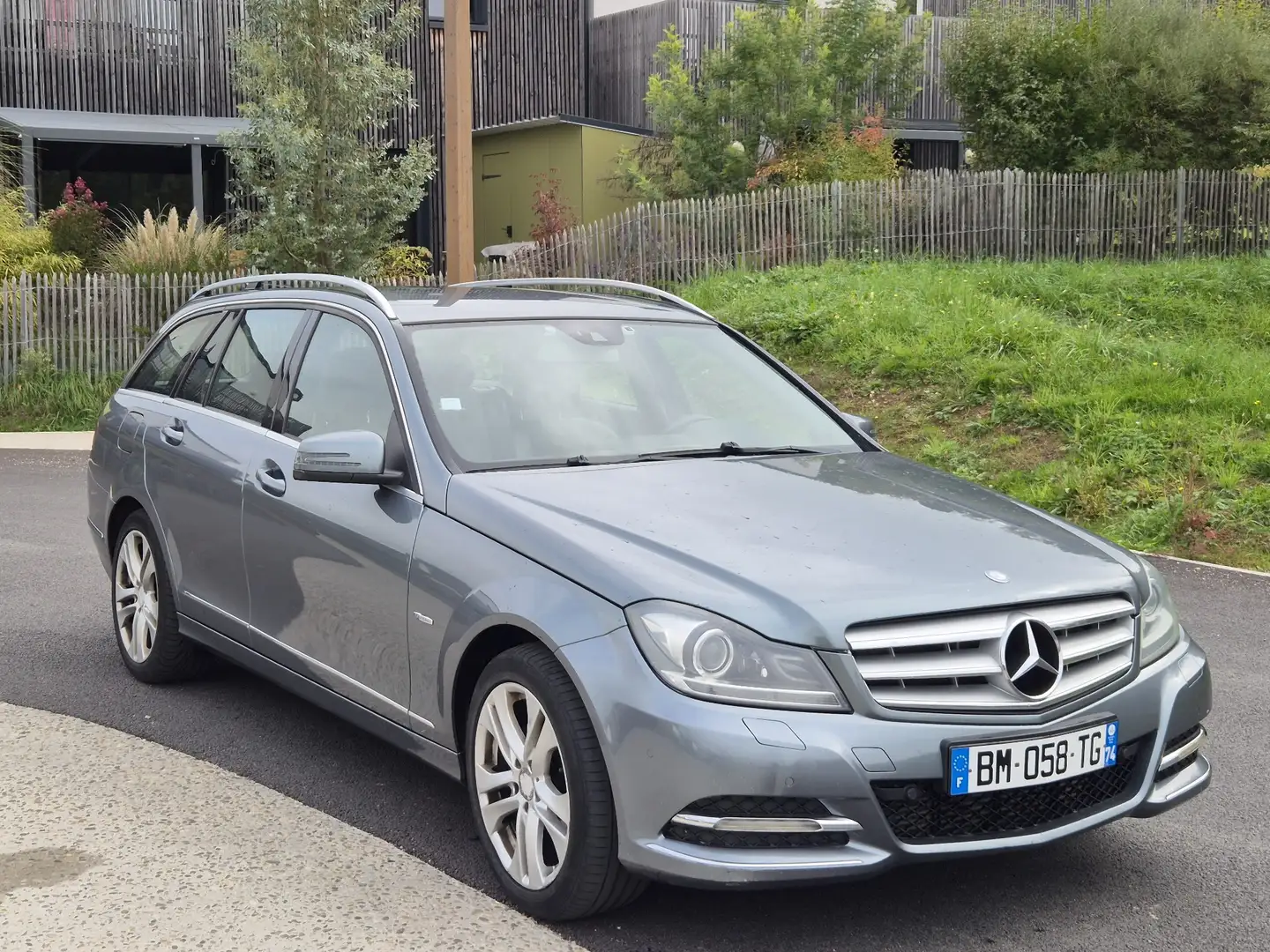 Mercedes-Benz C 220 T CDI DPF (BlueEFFICIENCY) Avantgarde - 1