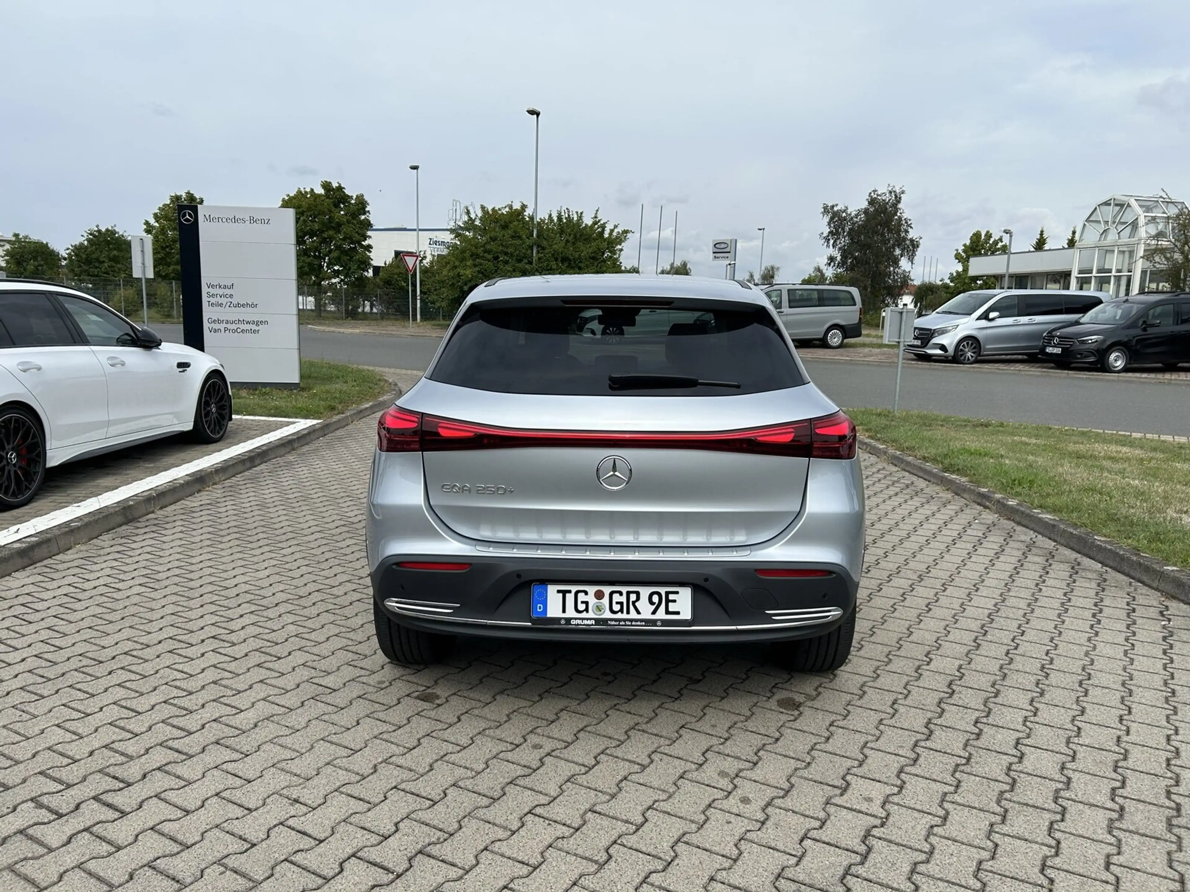 Mercedes-Benz EQA 250 EQA 250+ Progressive/Erweiterte Serienausstattung — photo 6