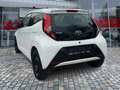 Toyota Aygo 1.0  x-play TeamD Top gebrauchter Kleinwagen Weiß - thumbnail 3