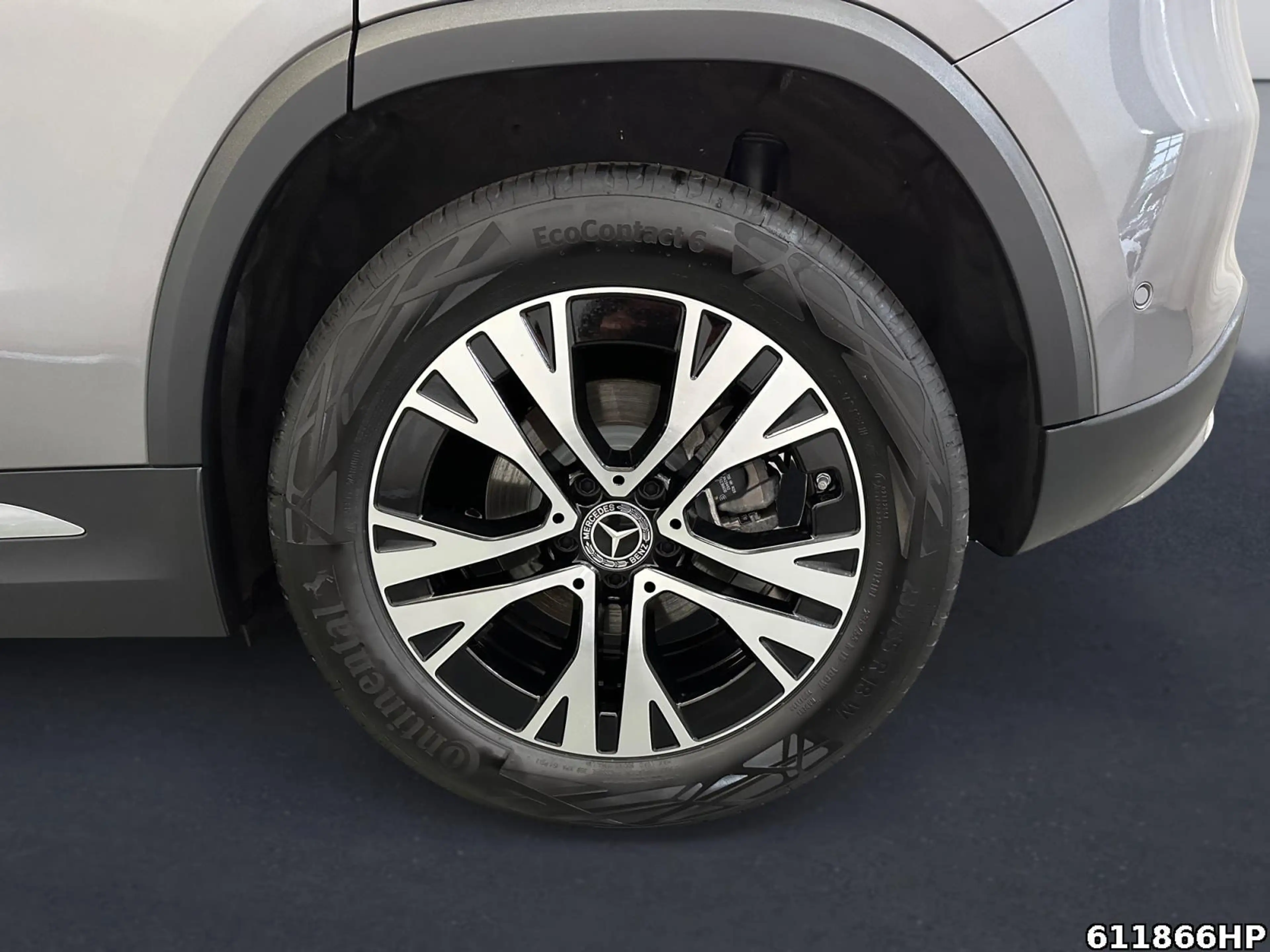 Mercedes-Benz GLA 200 Progressive DISTRONIC AHK Rückfahrkamera — photo 5