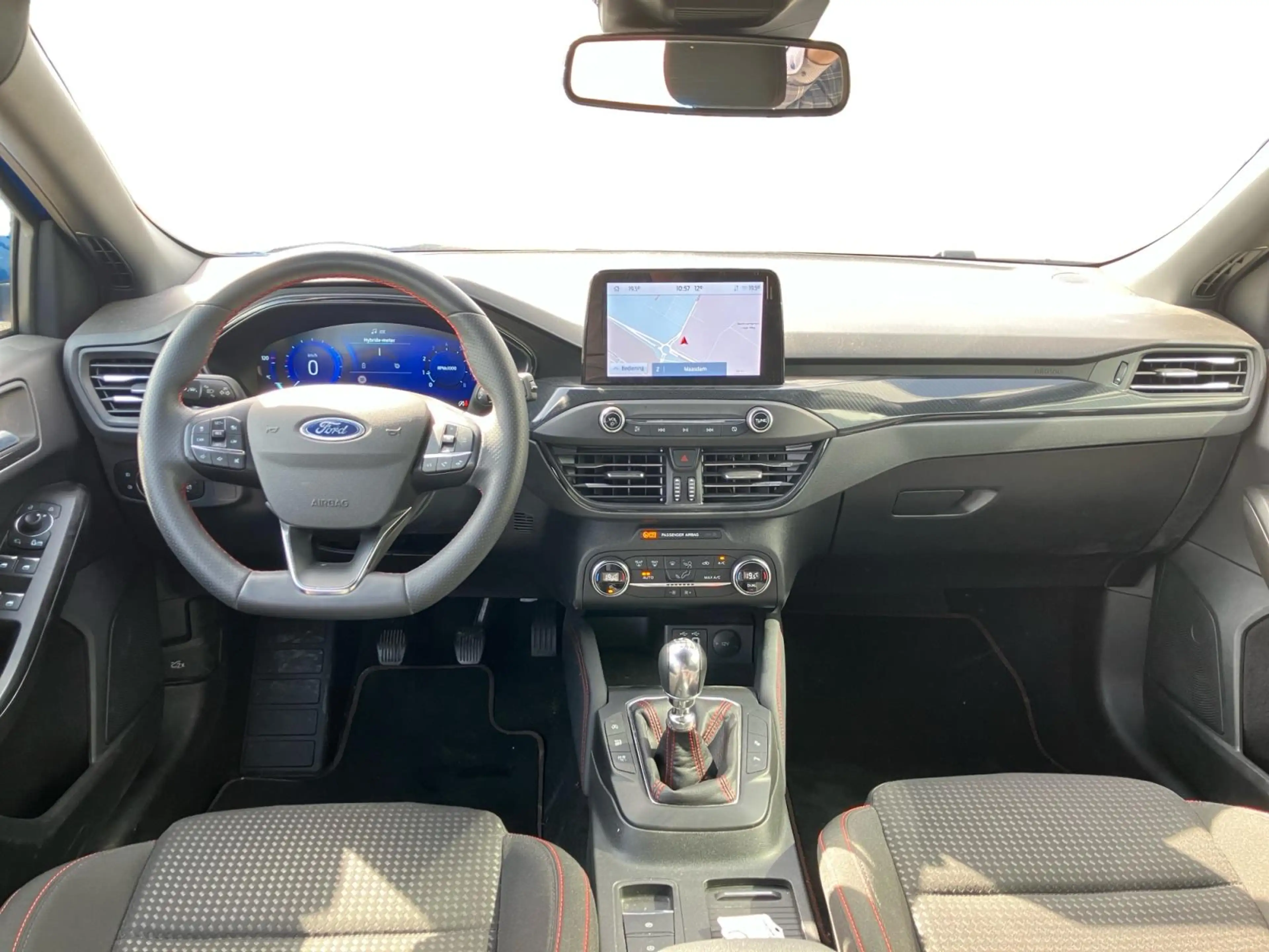 Ford Focus 5-deurs ST Line X 1.0 EcoBoost Hybrid 125pk | Tech — photo 11