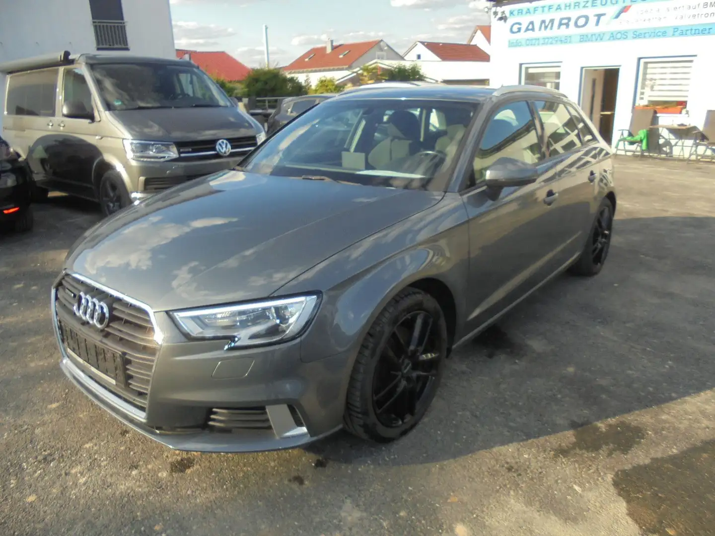 Audi A3 Sportback quattro sport TÜV Neu LED AHK Gris - 2