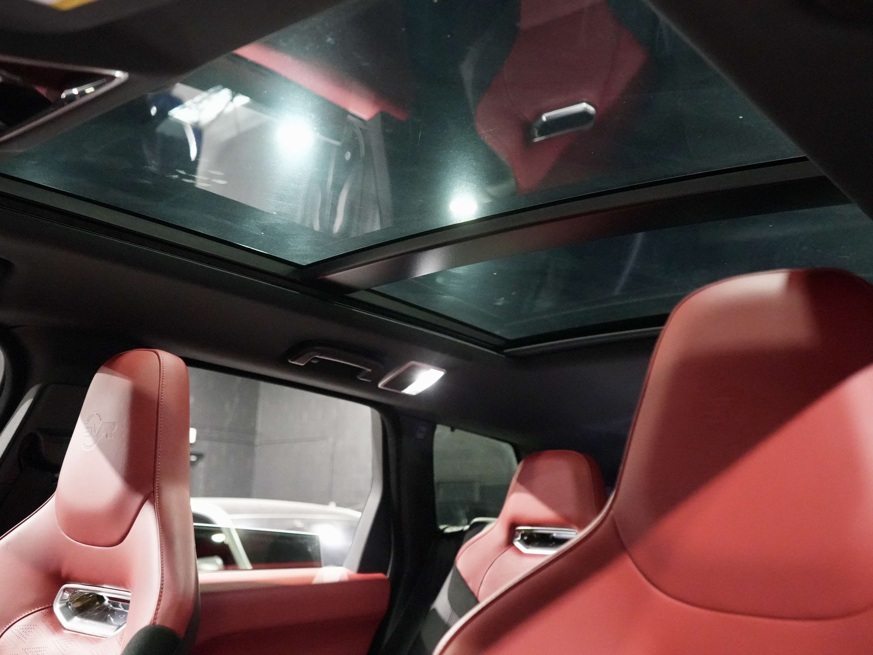2020 Land Rover Range Rover Sport V8 Supercharged SVR|1 OWNER thumb 11