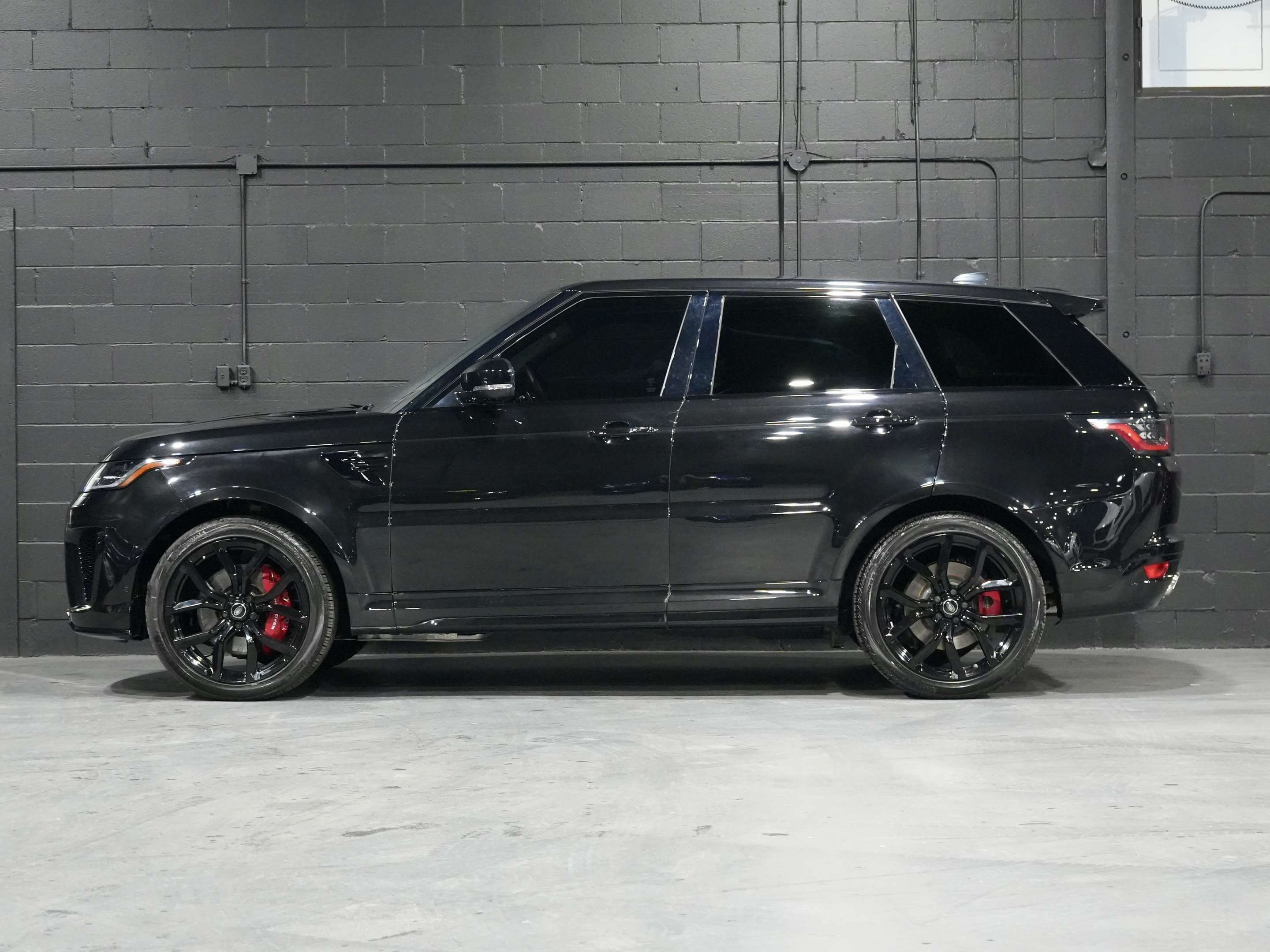 2020 Land Rover Range Rover Sport V8 Supercharged SVR|1 OWNER alt 5