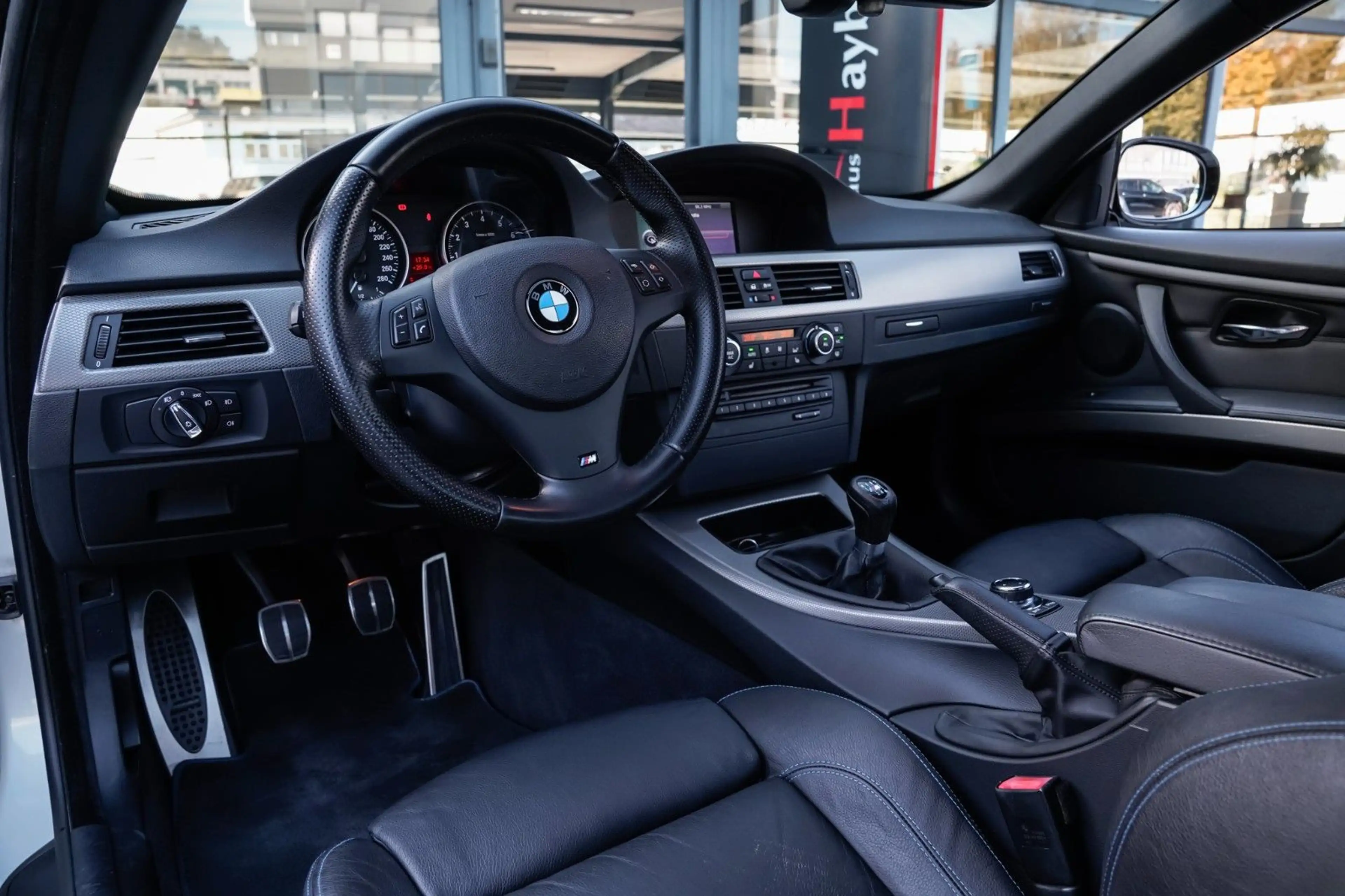 BMW 335 i E93 Cabrio M Sportpaket *Schalter* — photo 15