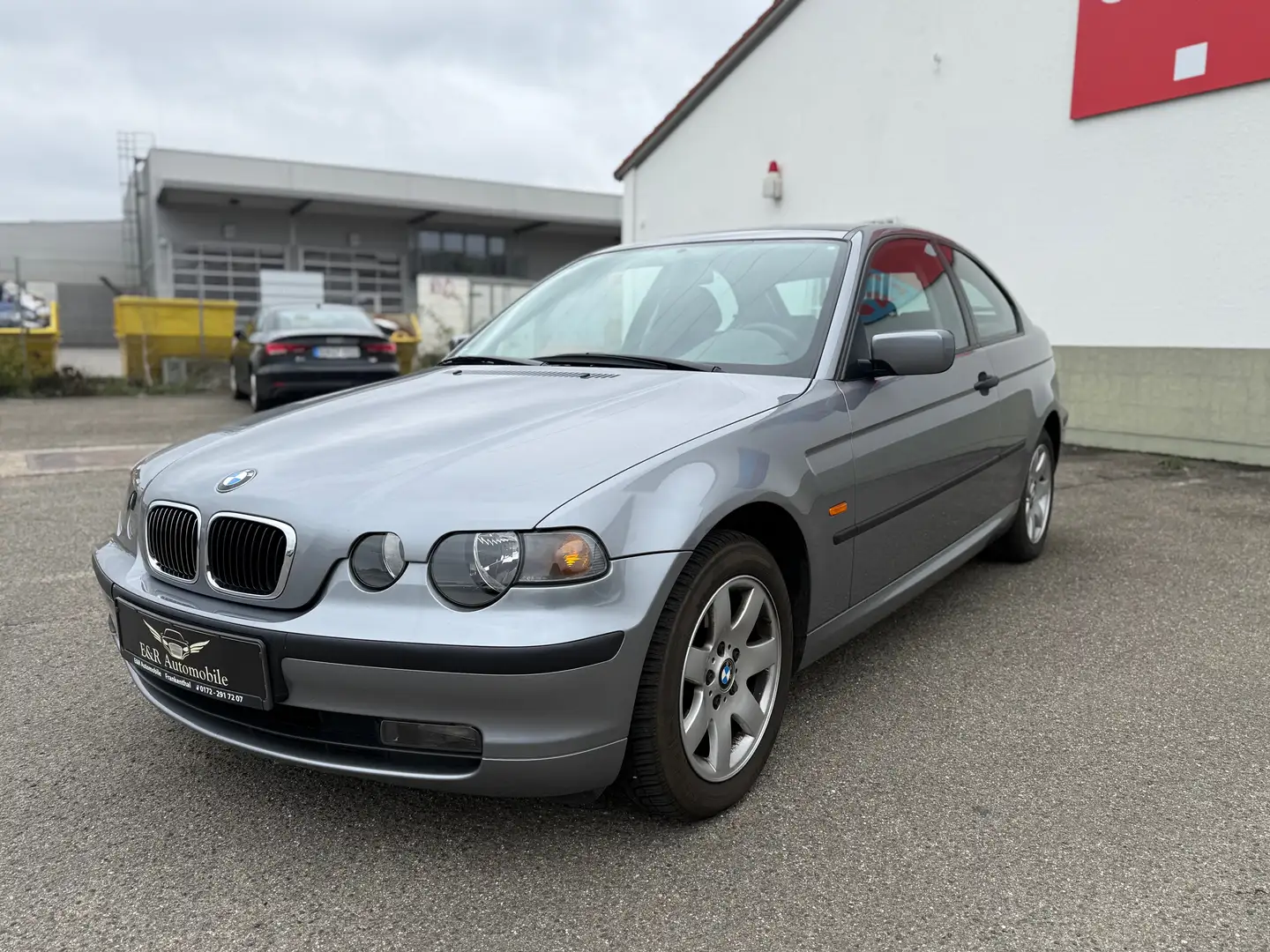 BMW 318 318ti (1.Hand das Fahrzeug) Grau - 2