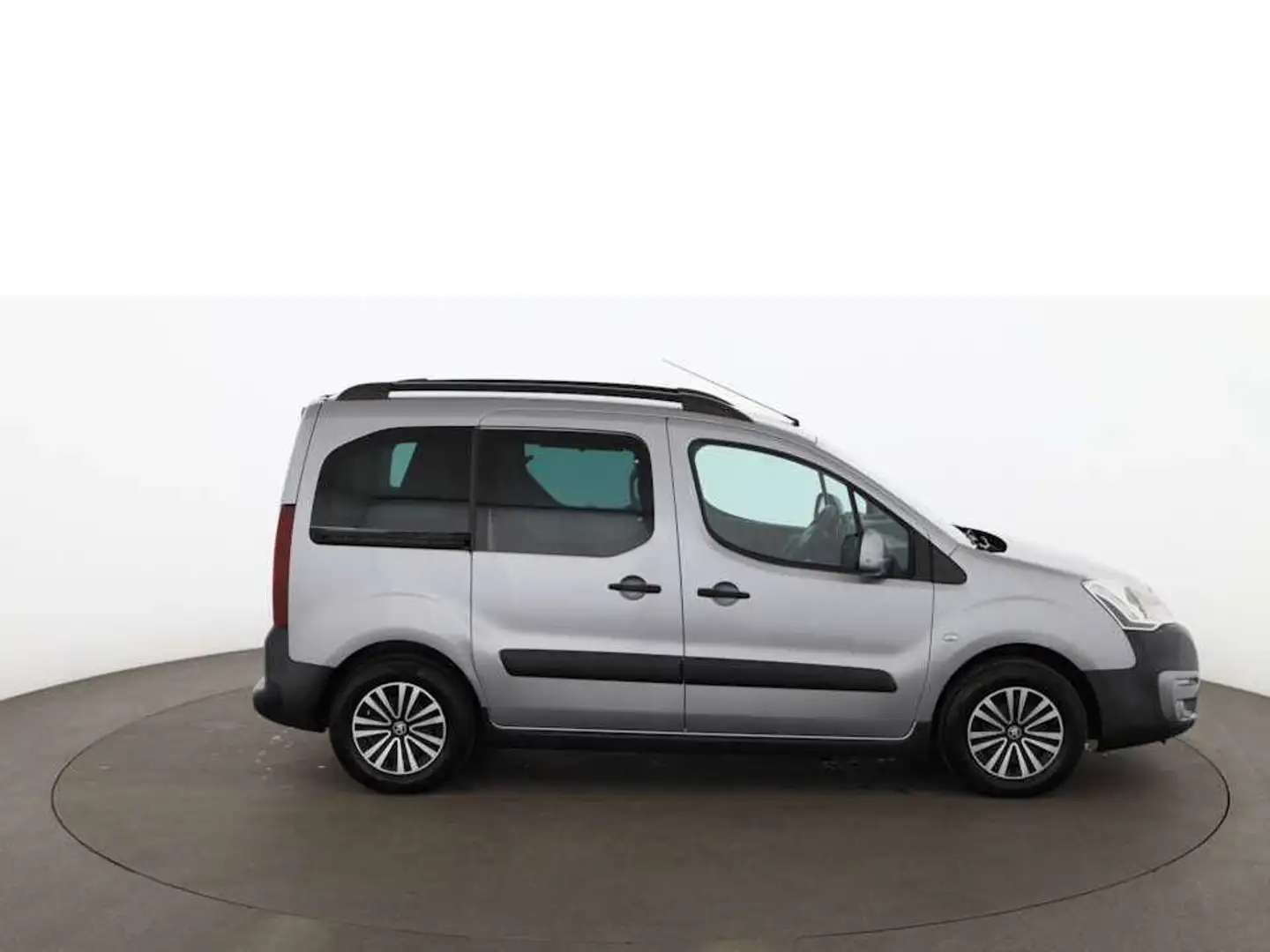Peugeot Partner Tepee 1.6 BlueHDi 120 Outdoor TEMP PDC Сірий - 2