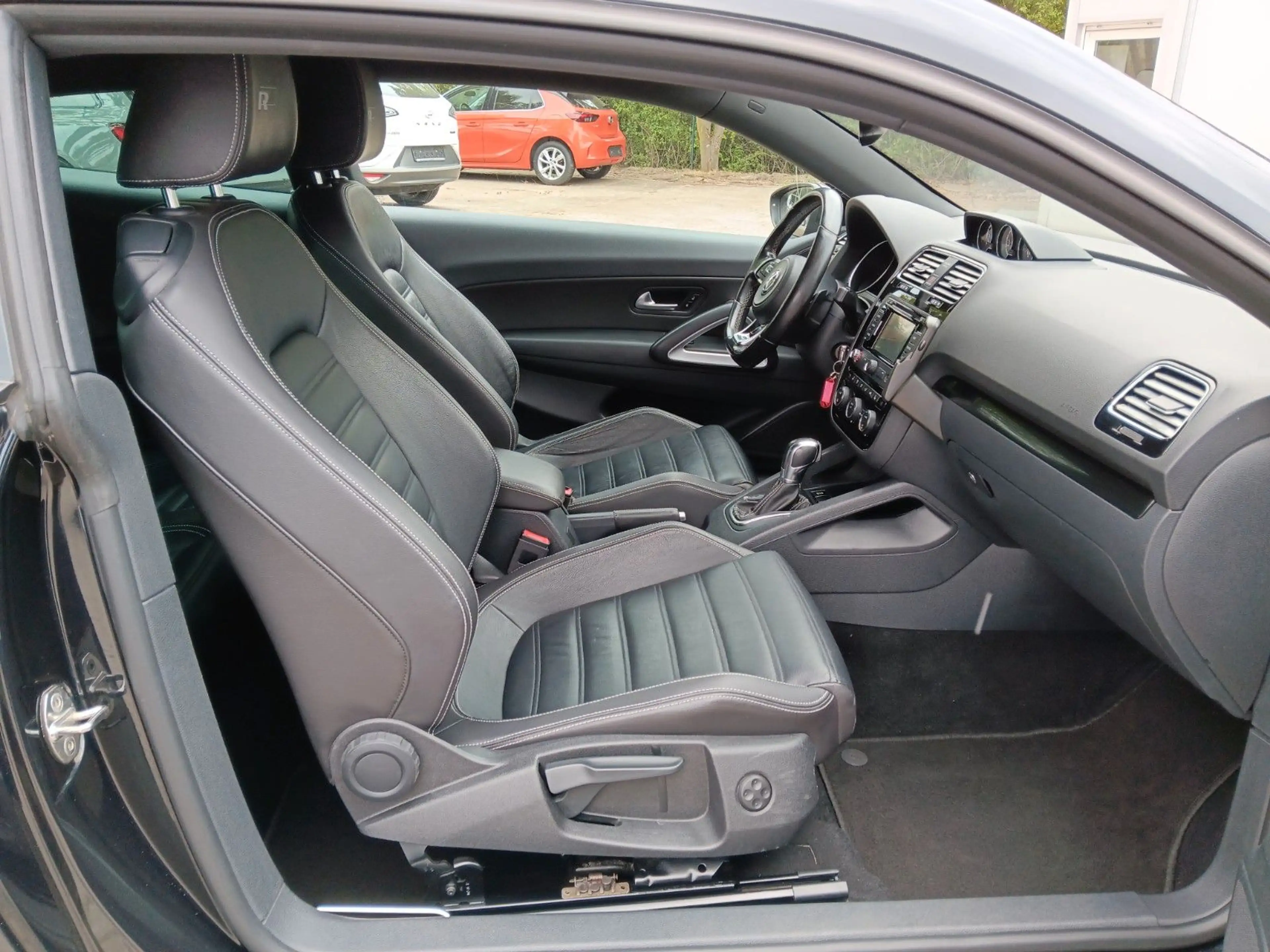 Volkswagen Scirocco R-Line Navi Klima Leder Kamera Xenon — photo 6