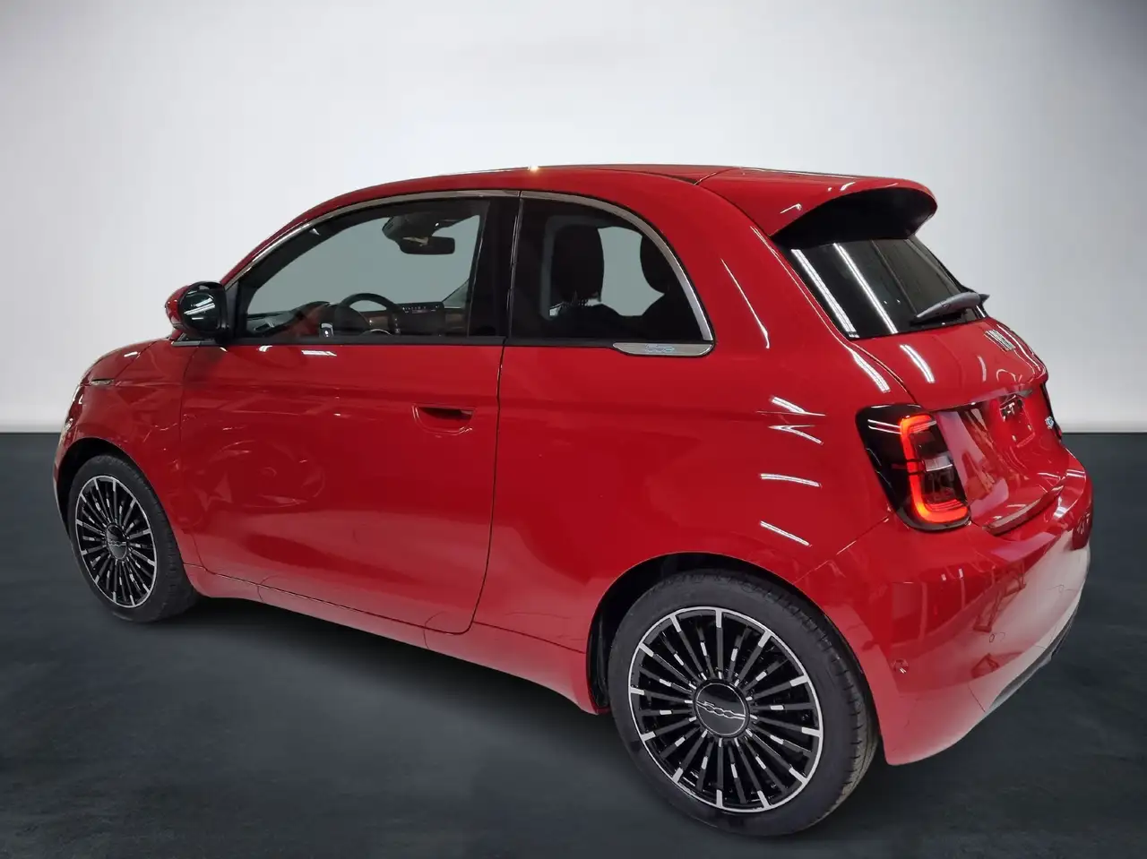 Fiat 500e Icon 42 kWh 87kW (118PS) 2