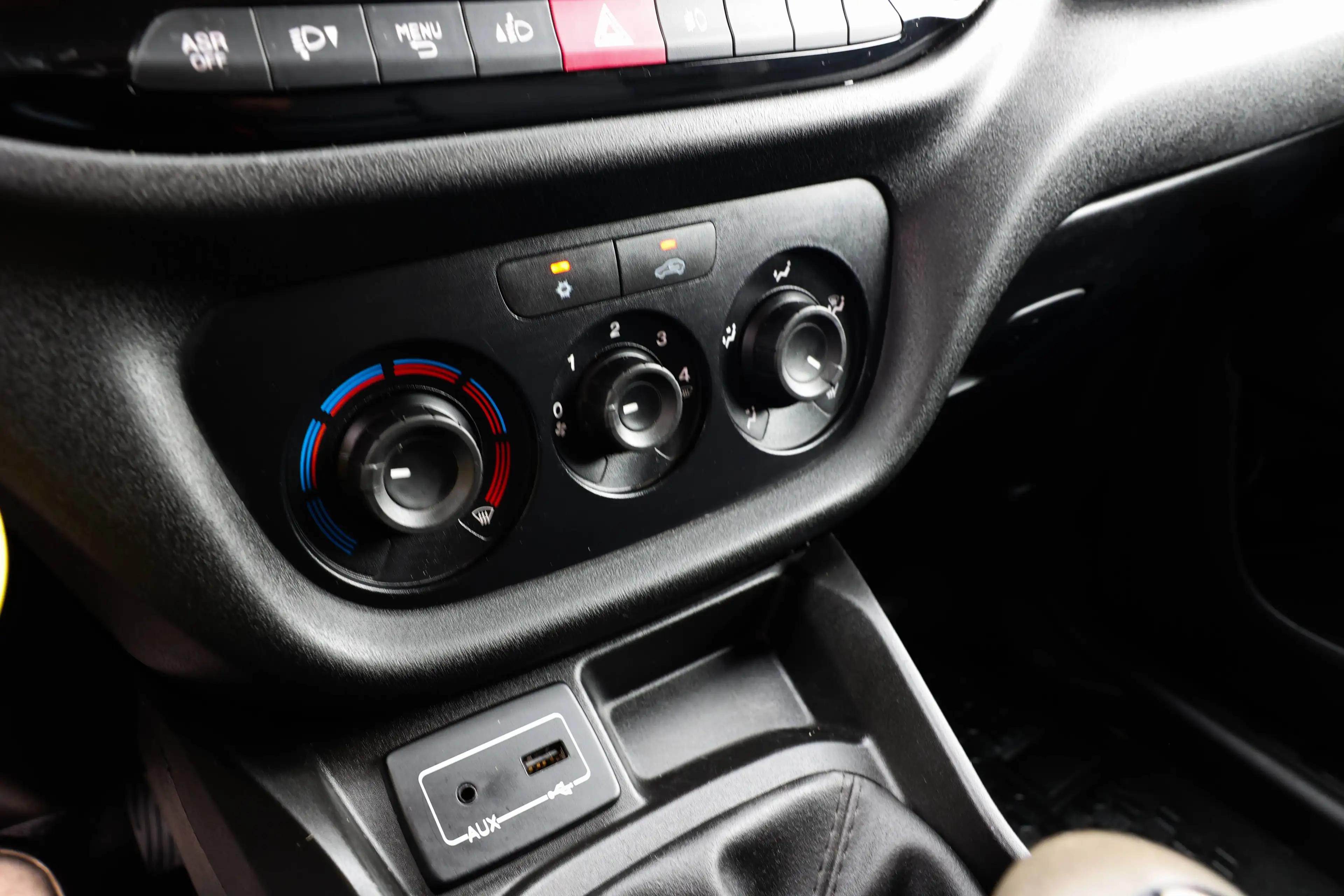 Fiat Doblo VERLENGENDE-VERSIE*3ZITPLAATSEN*6VITESSE*NAVIGATIE*CRUISE-CONTROLE* — photo 13