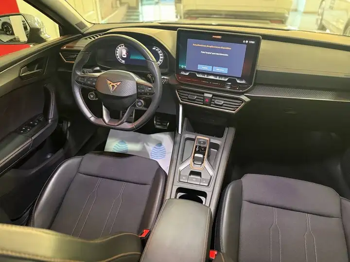 Cupra 2025, foto 20