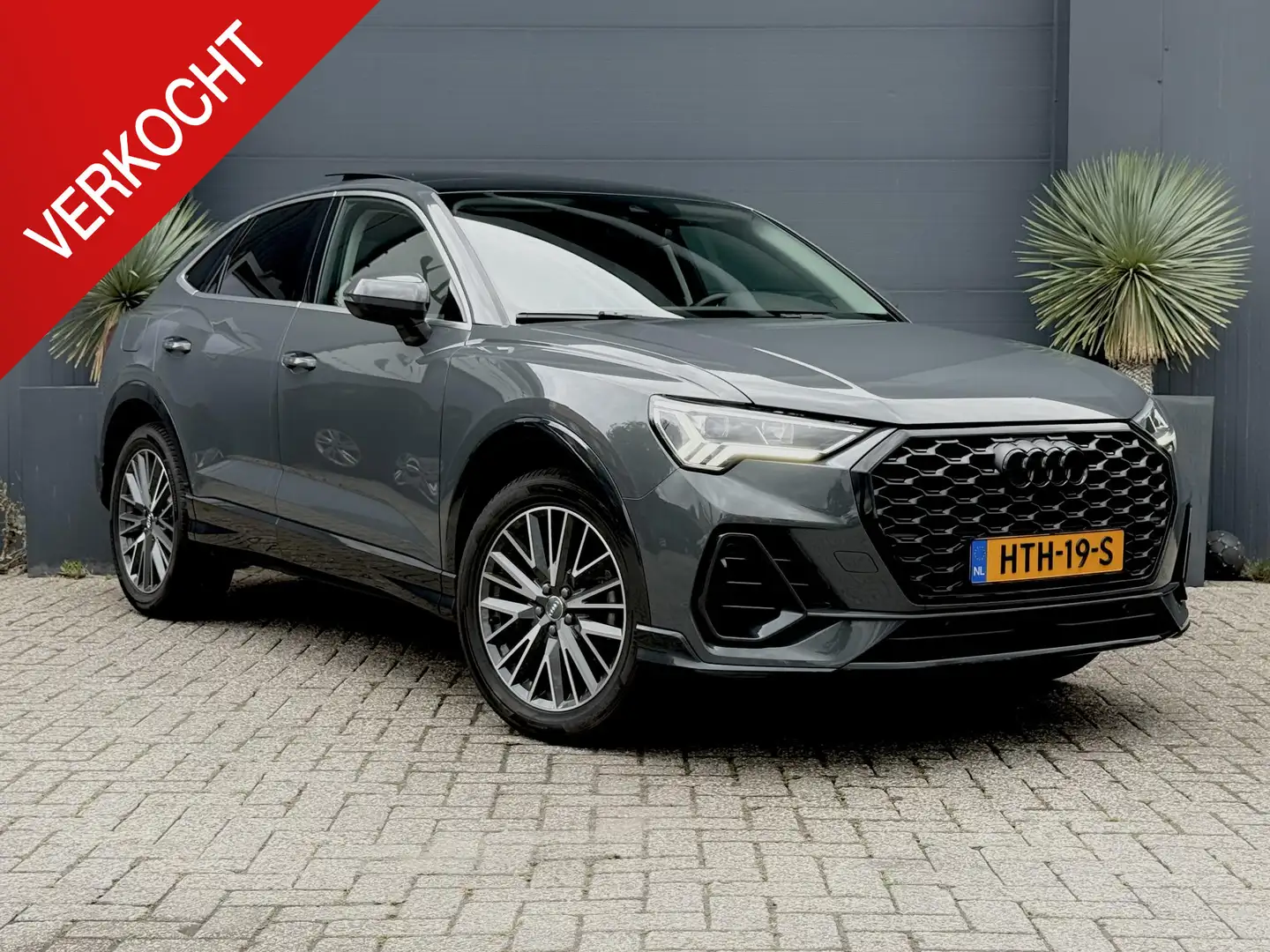 Audi Q3 Sportback 35 TFSI S-Line Pano/Matrix/Automaat/Virt Grijs - 1