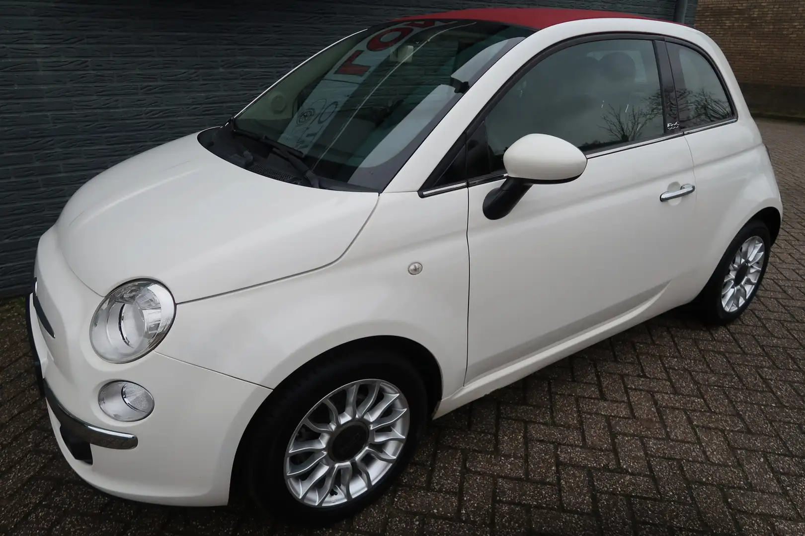 Fiat 500 0.9 TwinAir Lounge Cabriolet Nieuwe koppeling Weiß - 1