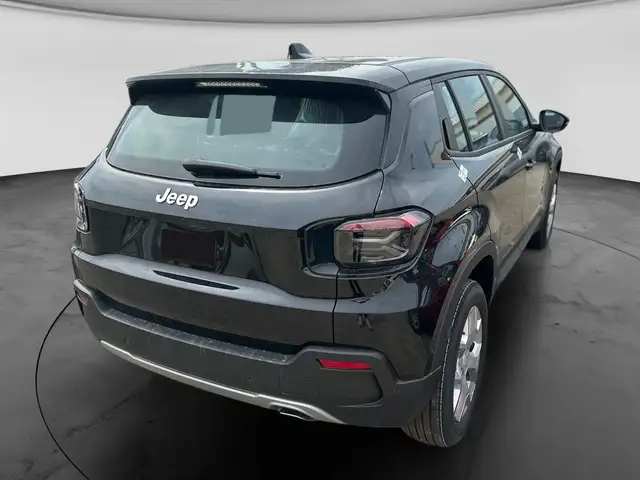 Jeep Avenger view 4