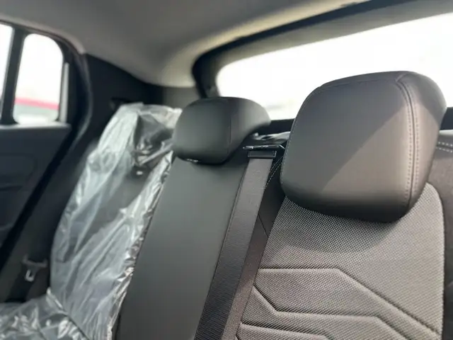 Jeep Avenger view 11