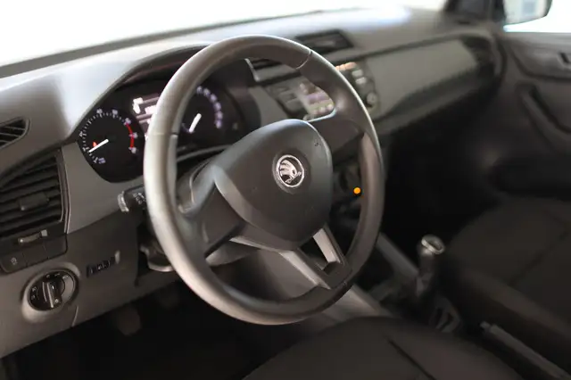 Skoda Fabia view 10