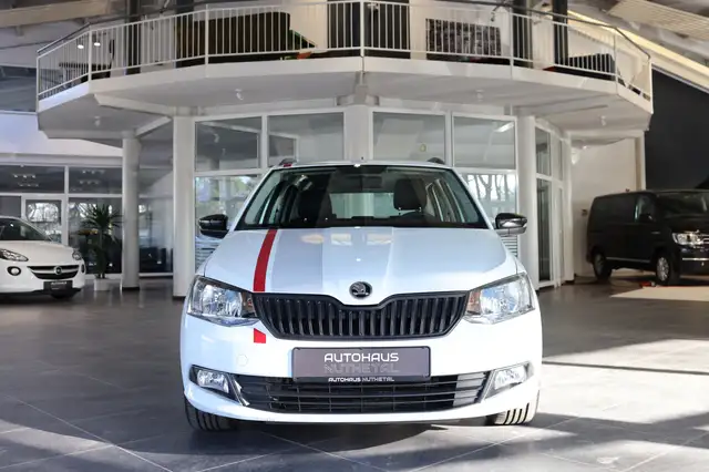 Skoda Fabia view 2