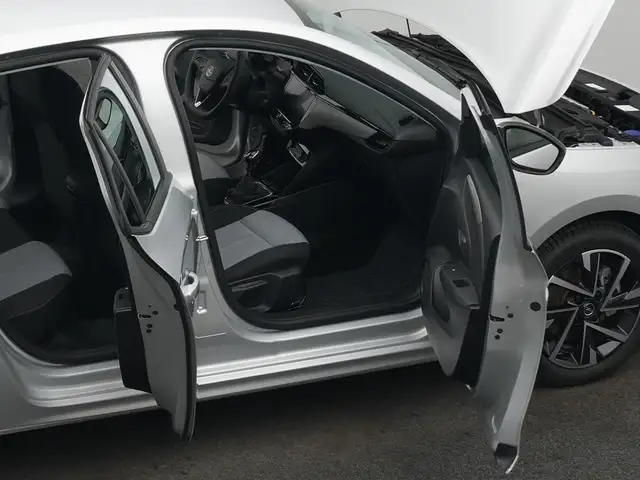 Opel Corsa view 13