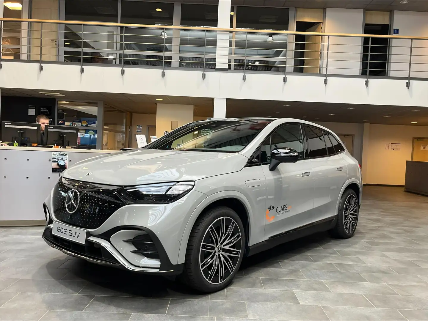 Mercedes-Benz EQE SUV EQE 300 Star Edition Levering 02/26 Grijs - 1
