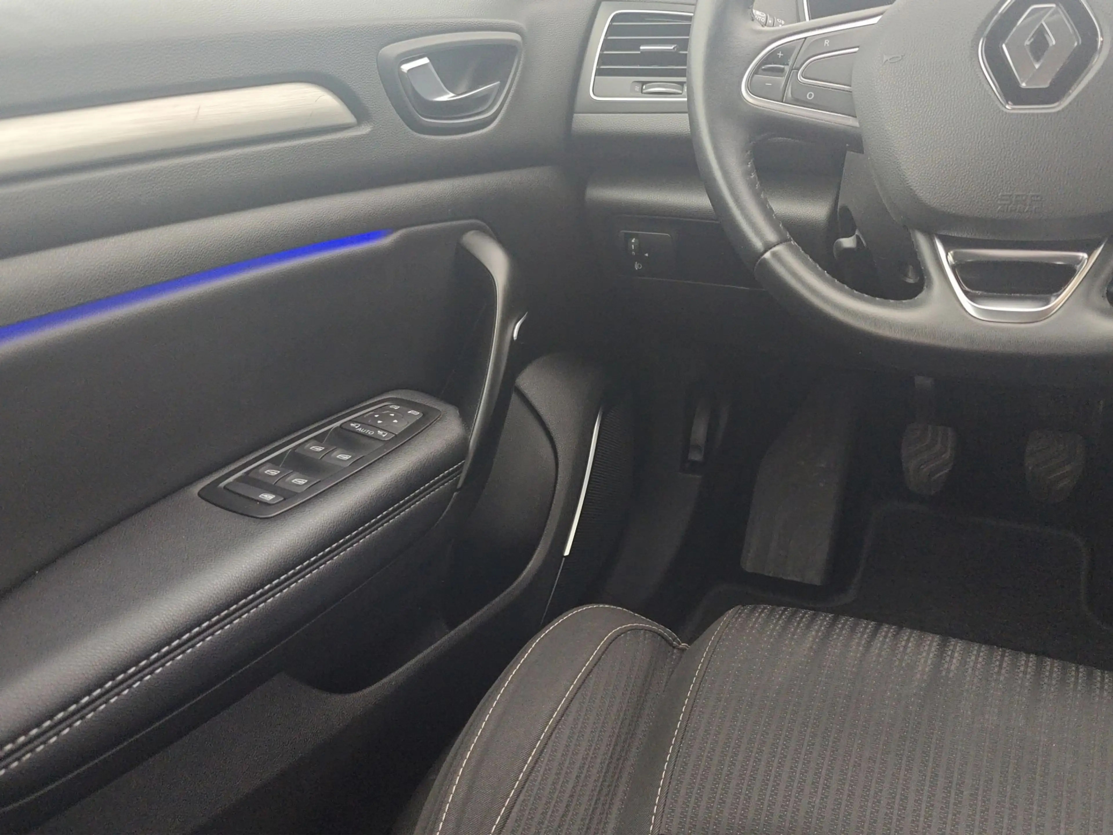 Renault Megane TCe Intens *Camera/Dode-hoek/App Connect/PDC* — photo 11