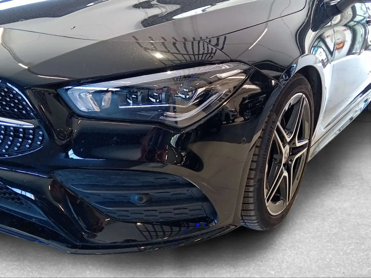 Mercedes-Benz CLA 200 CLA coupe 200 d Night edition auto Schwarz - 2