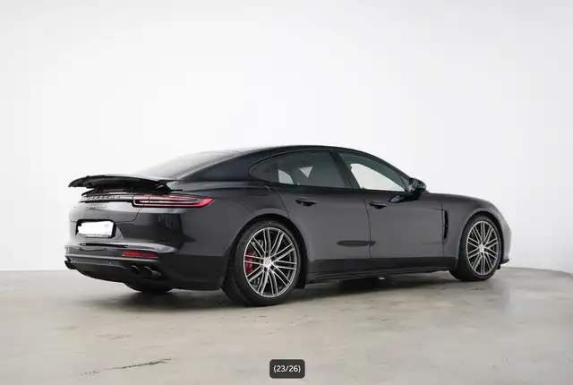 Porsche Panamera view 8