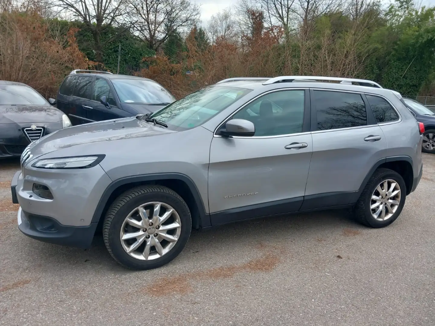 Jeep Cherokee 2.2 mjt II Limited 4wd active drive I 200cv auto Gris - 1