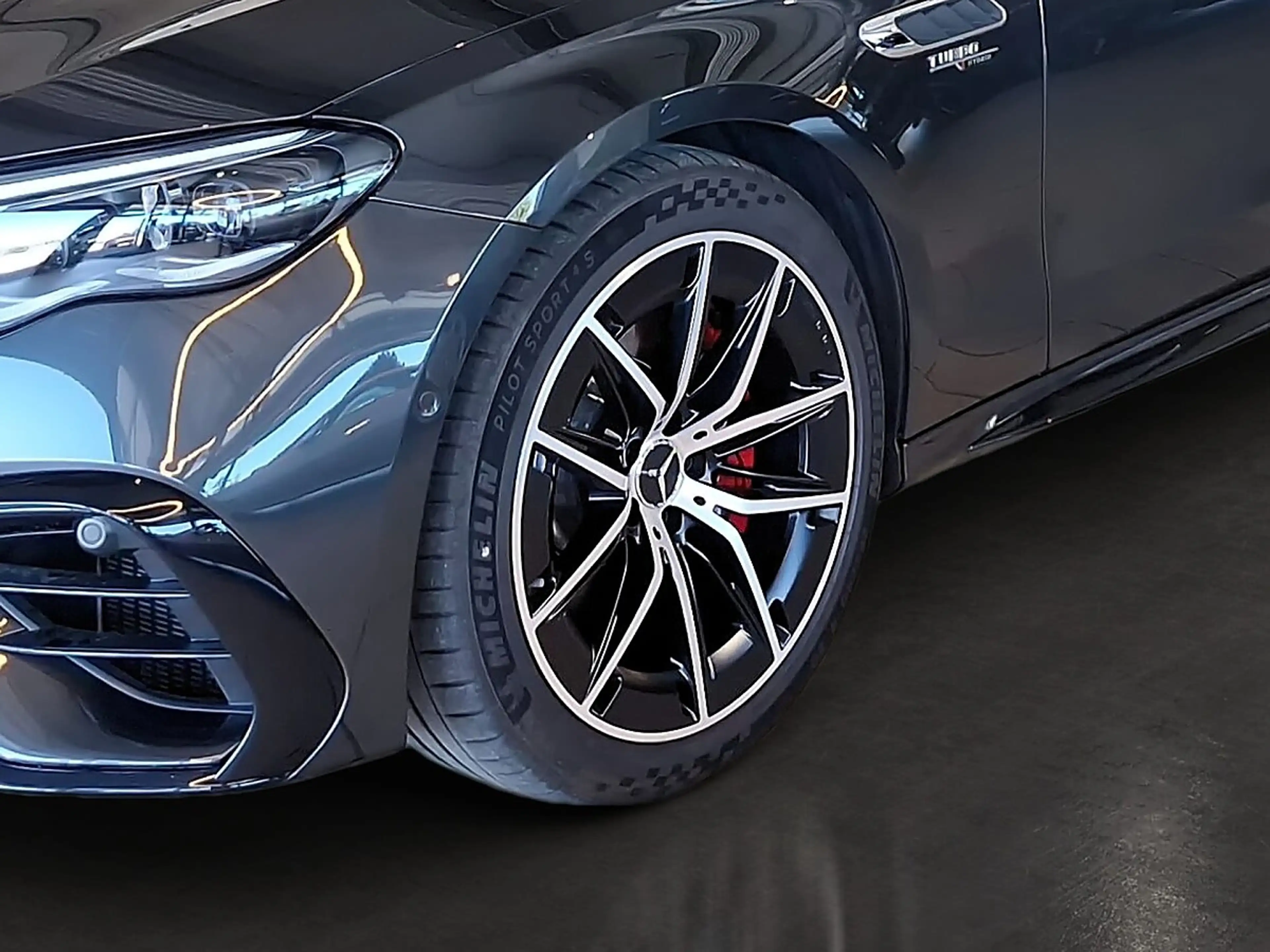 Mercedes-Benz E 53 AMG — photo 8