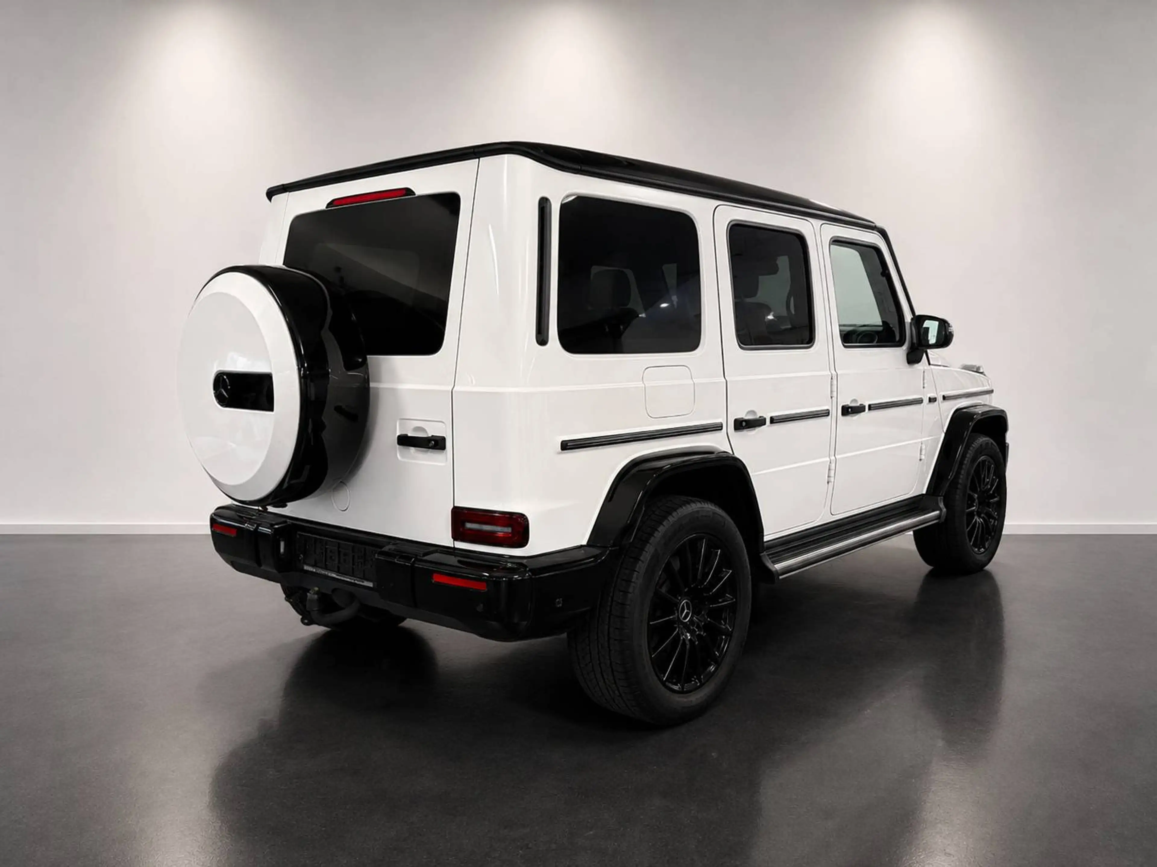 Mercedes-Benz G 350 G-Klasse Station-Wagon Diesel 5-Türer d 9G-TRONIC AMG Line — photo 7