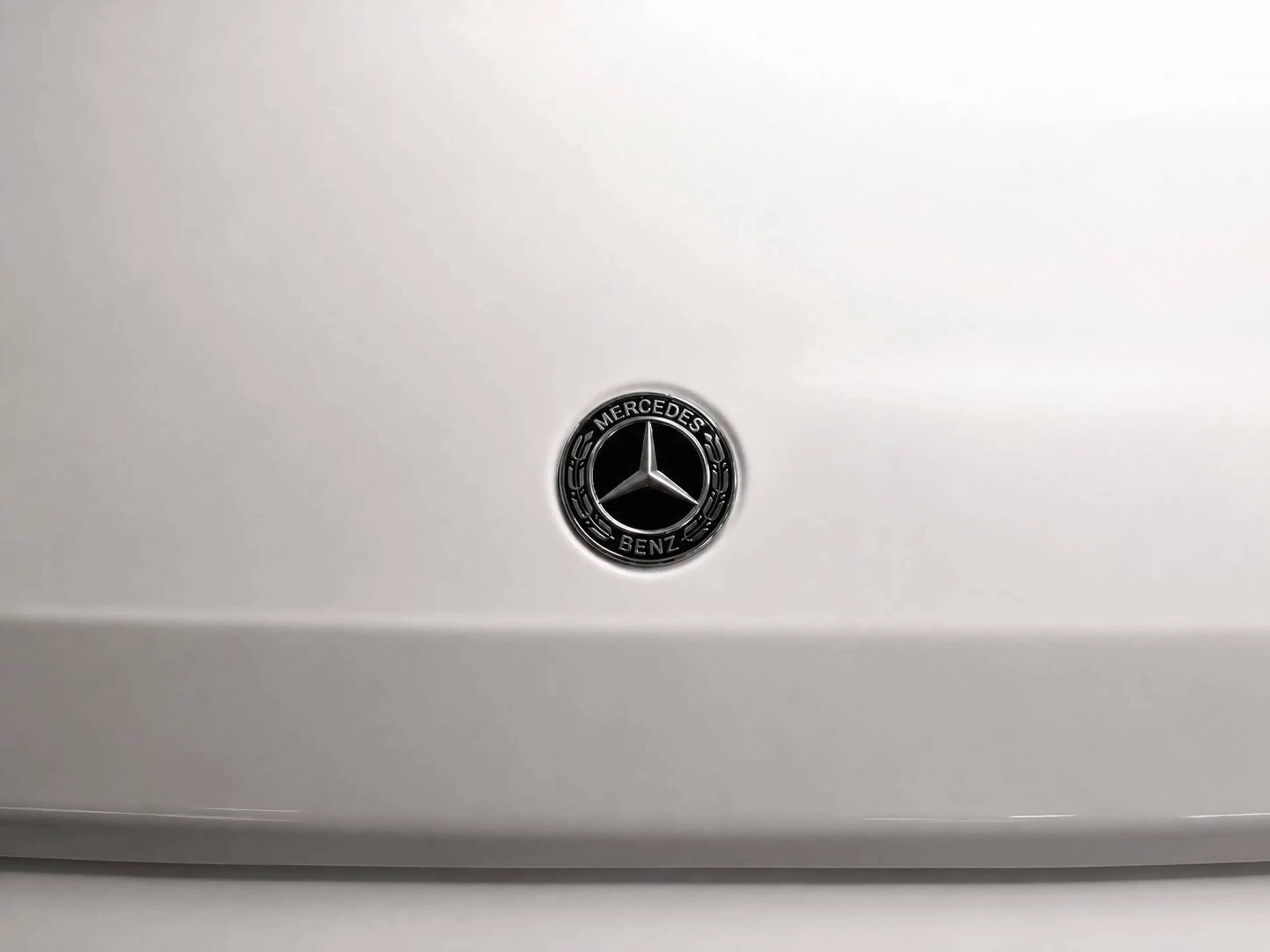 Mercedes-Benz G 350 G-Klasse Station-Wagon Diesel 5-Türer d 9G-TRONIC AMG Line — photo 18
