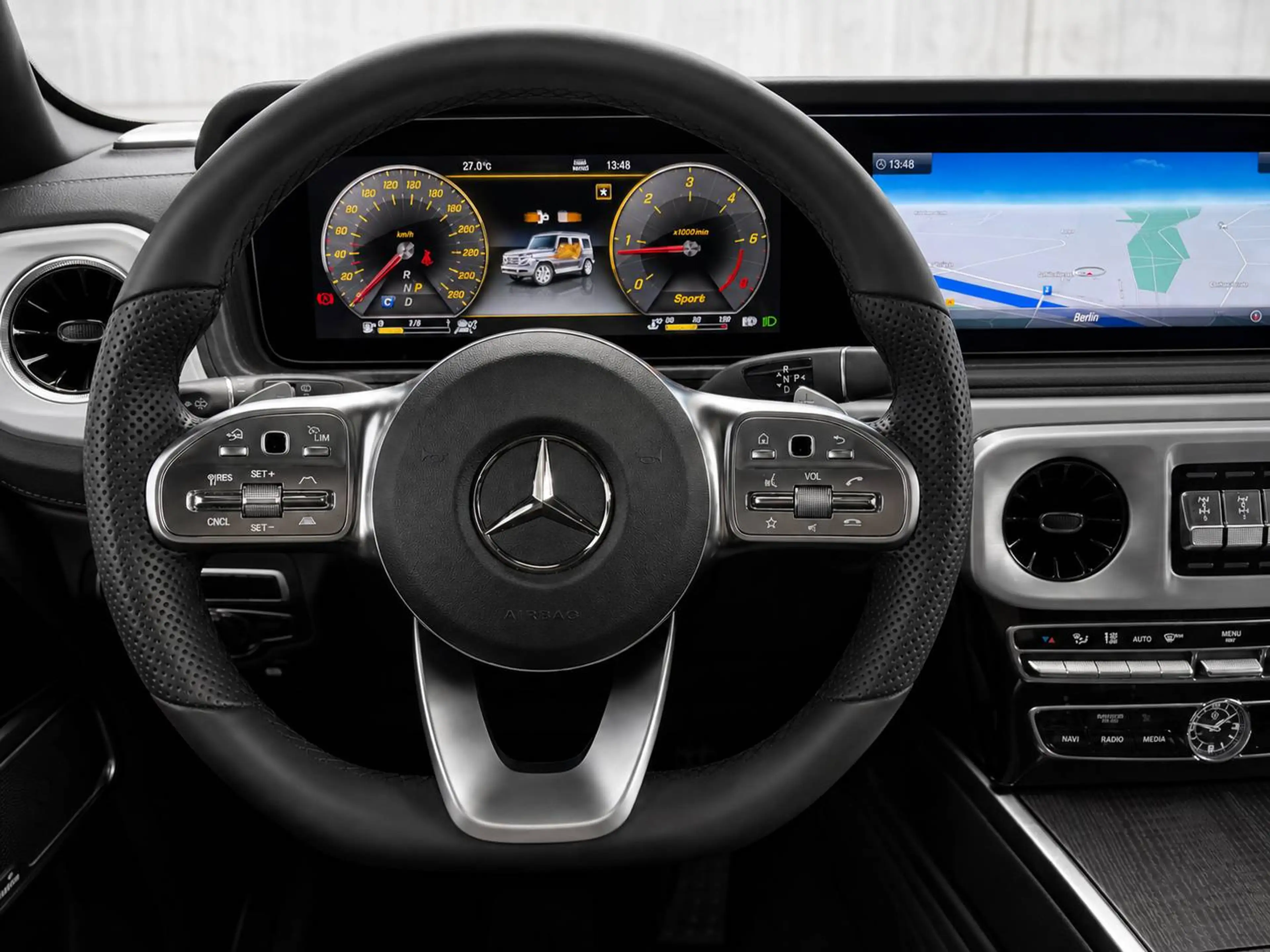 Mercedes-Benz G 350 G-Klasse Station-Wagon Diesel 5-Türer d 9G-TRONIC AMG Line — photo 20