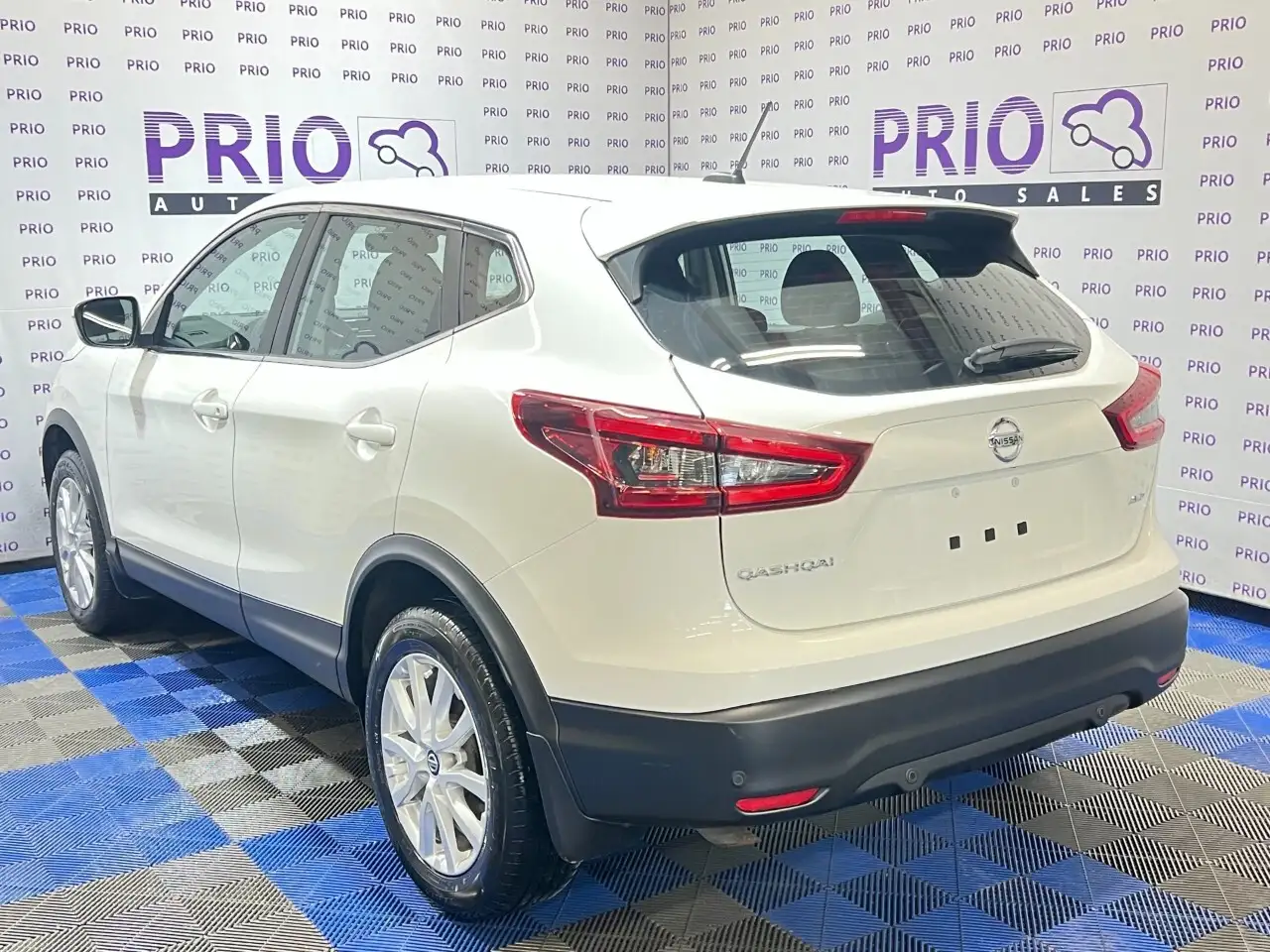 Nissan Qashqai снимка Nissan Qashqai