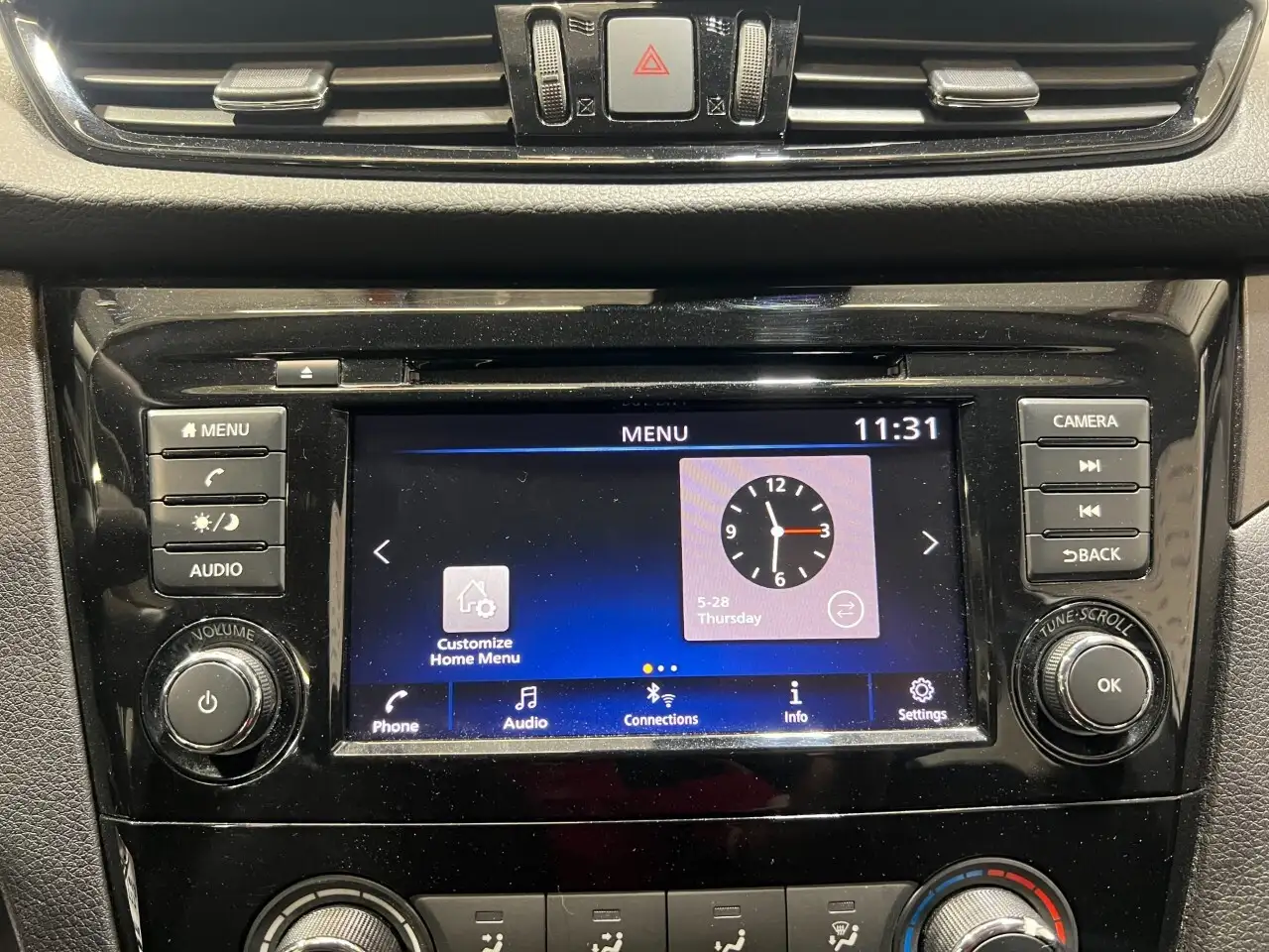 Nissan Qashqai снимка Nissan Qashqai
