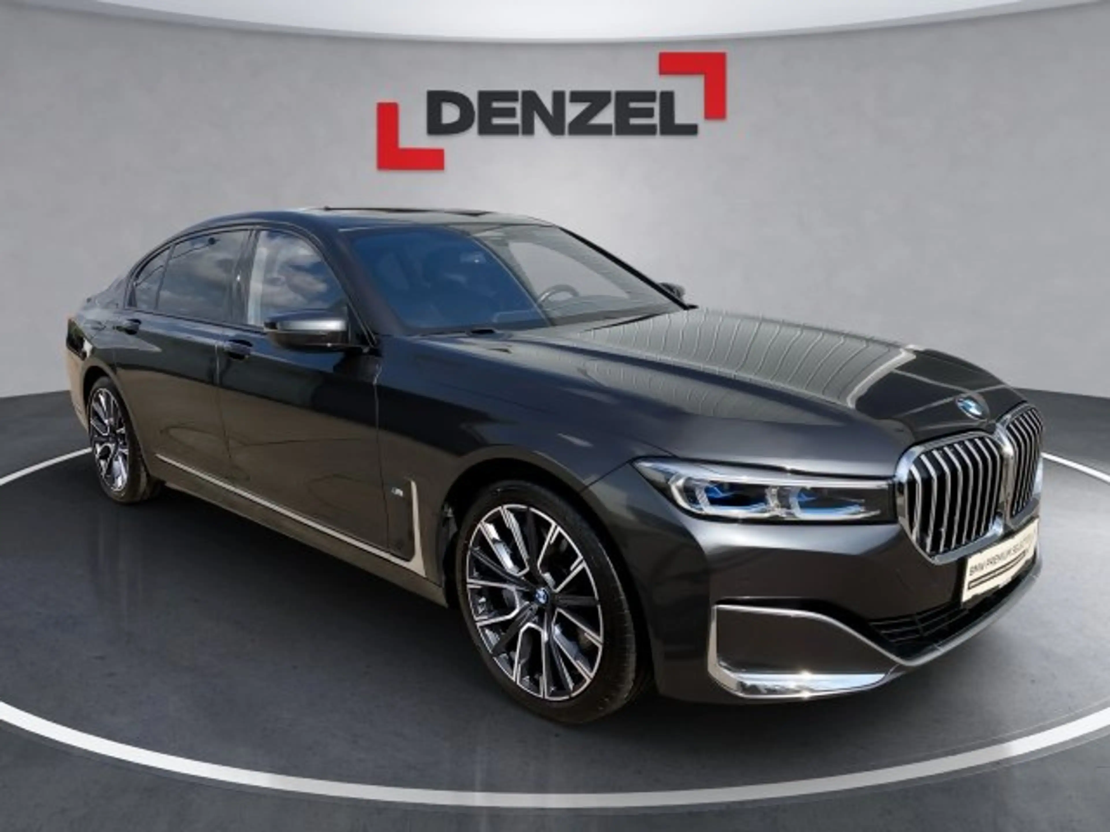 BMW 745 Le xDrive G12 — photo 6