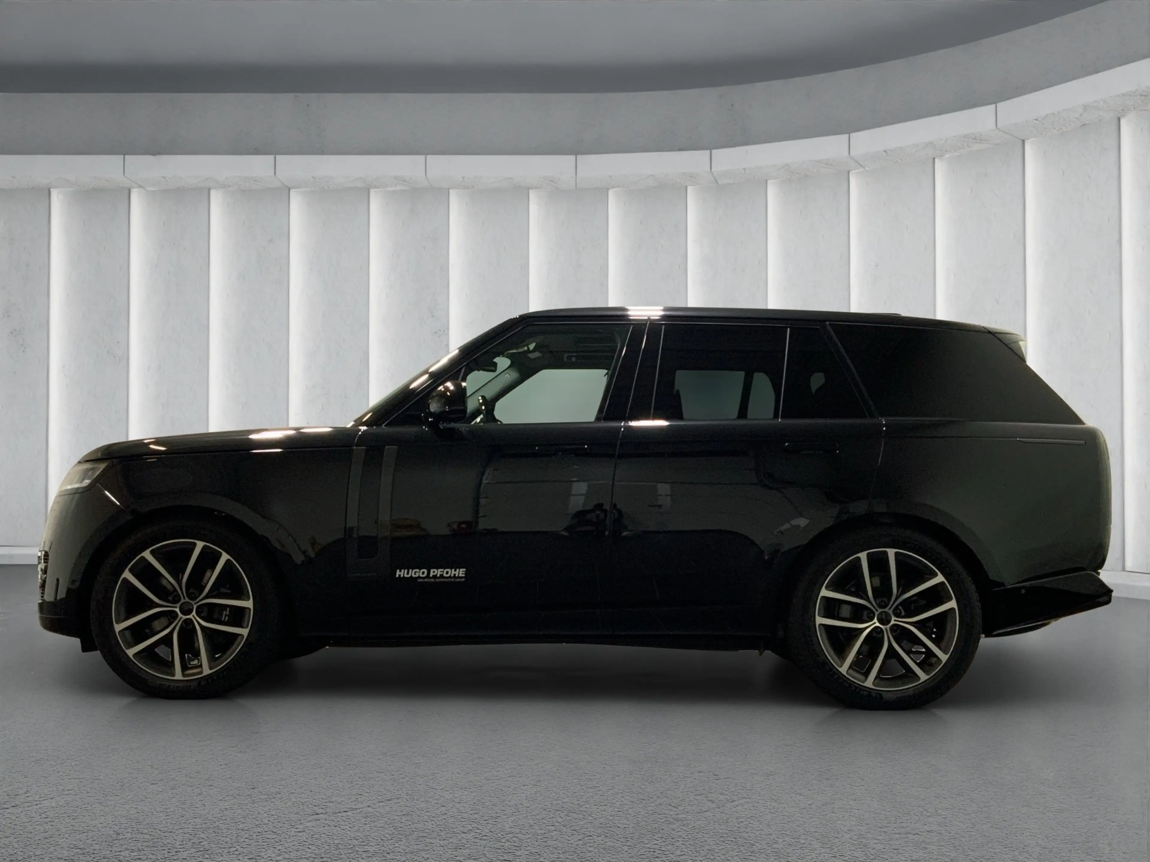 Land Rover Range Rover Autobiography 4.4 P530 Geländewagen. 390 kW. 5-tür — photo 5