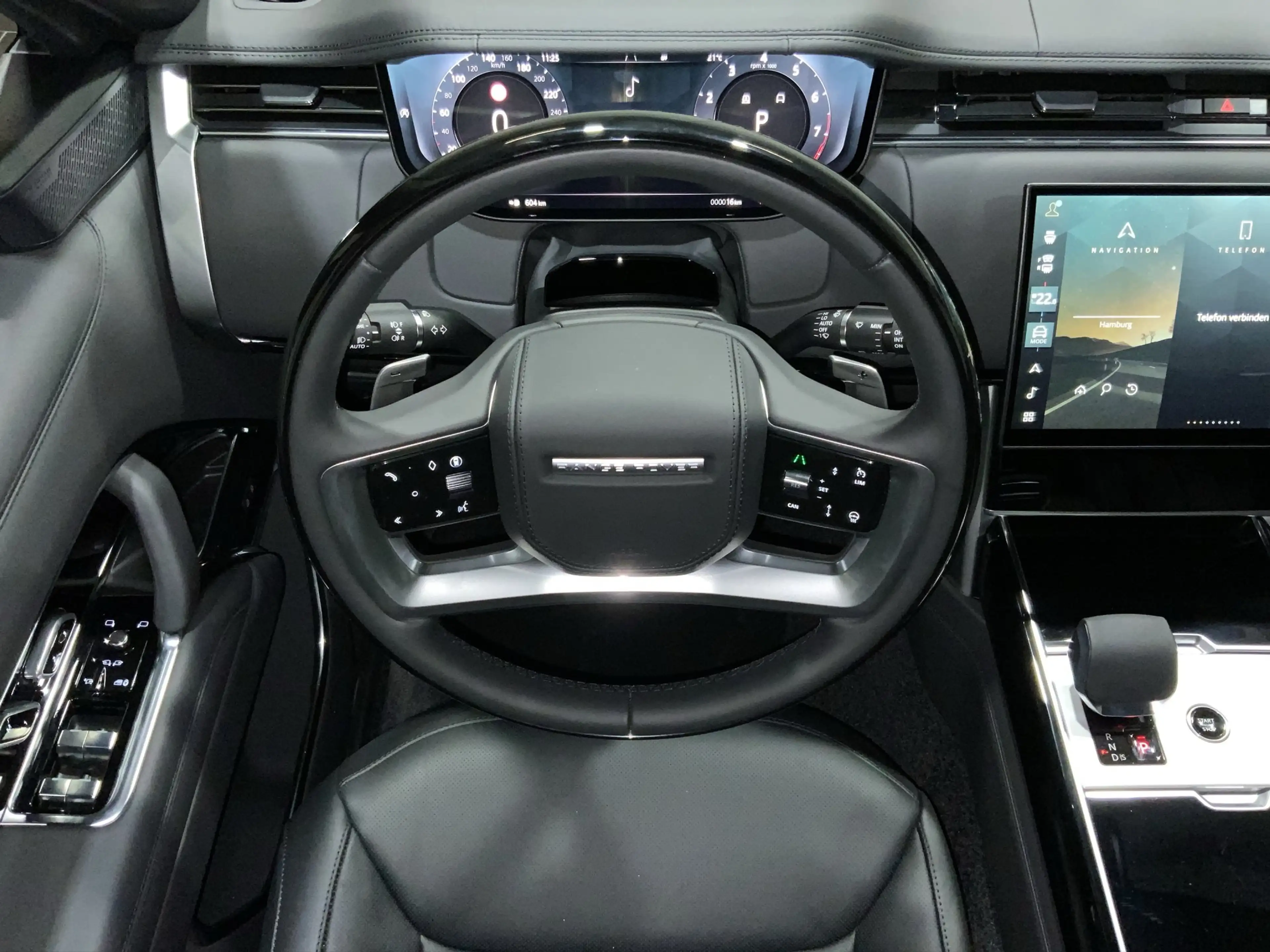 Land Rover Range Rover Autobiography 4.4 P530 Geländewagen. 390 kW. 5-tür — photo 10