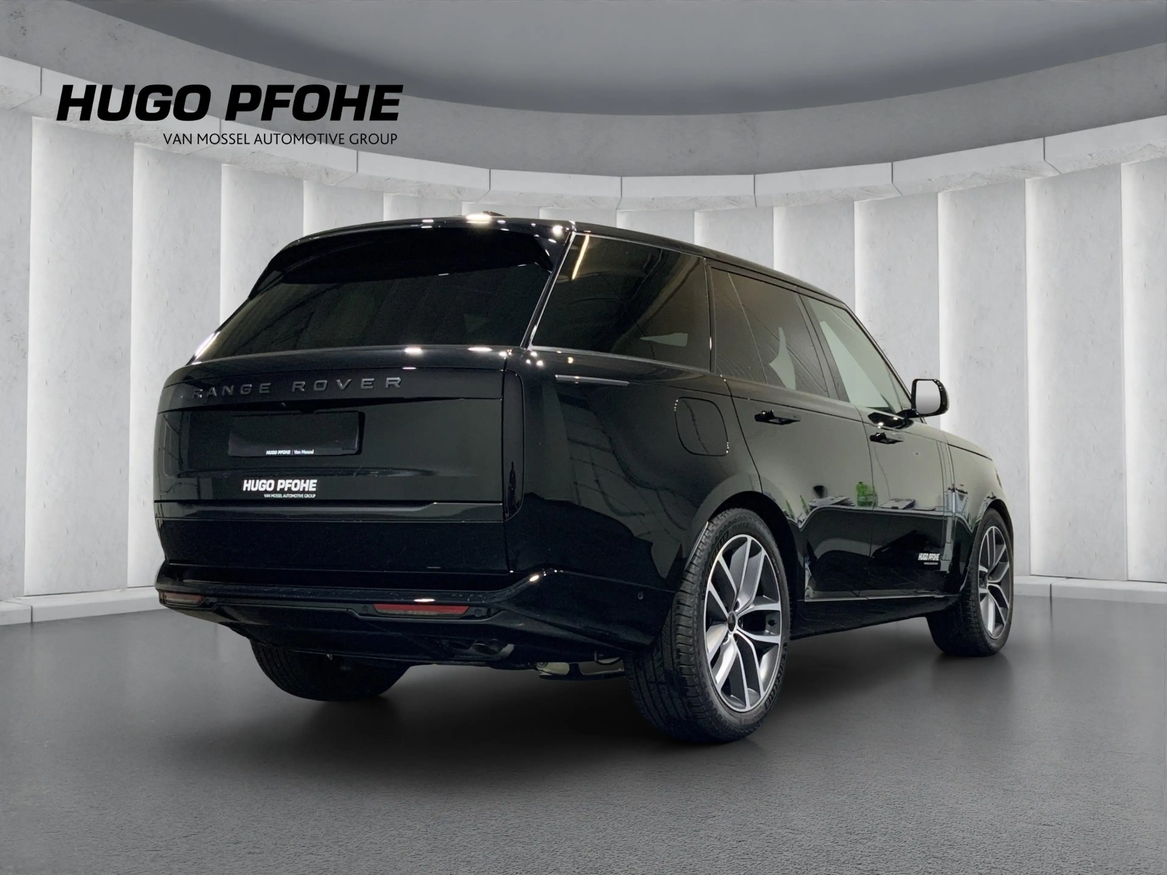 Land Rover Range Rover Autobiography 4.4 P530 Geländewagen. 390 kW. 5-tür — photo 2