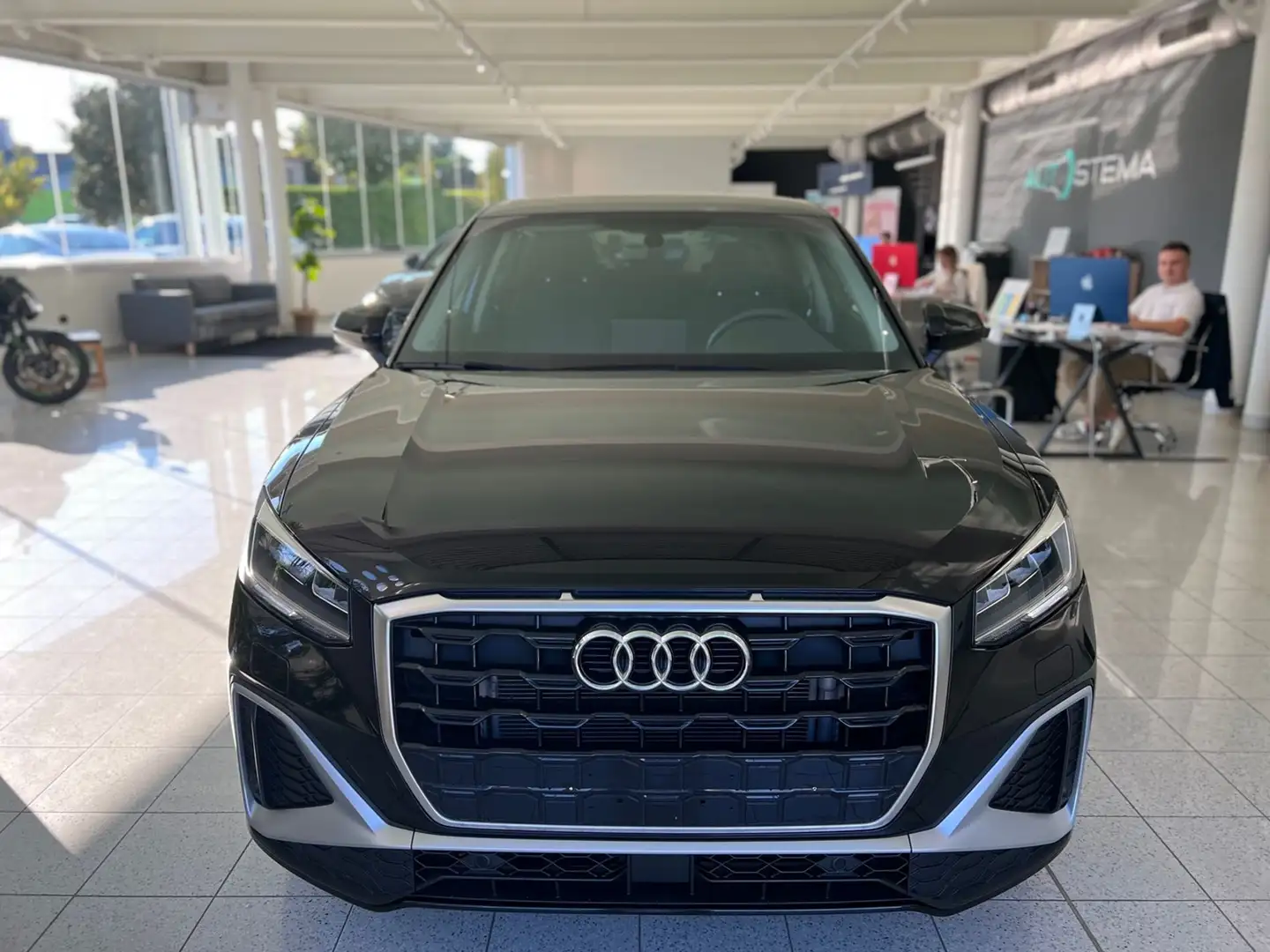 Audi Q2 35 1.5 tfsi S line edition - PARI AL NUOVO! Nero - 2