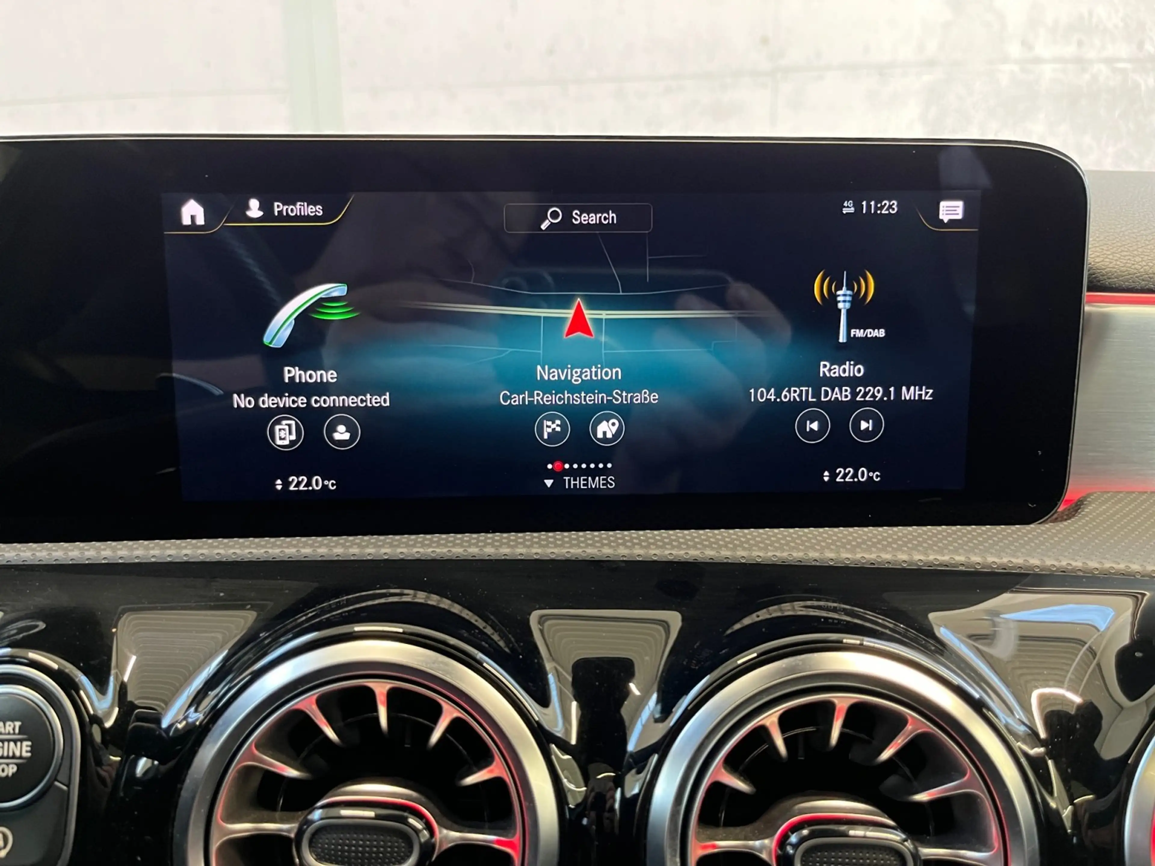 Mercedes-Benz A 35 AMG A35 AMG Aut. 4Matic+ 360°Kamera HeadUp-Display — photo 13