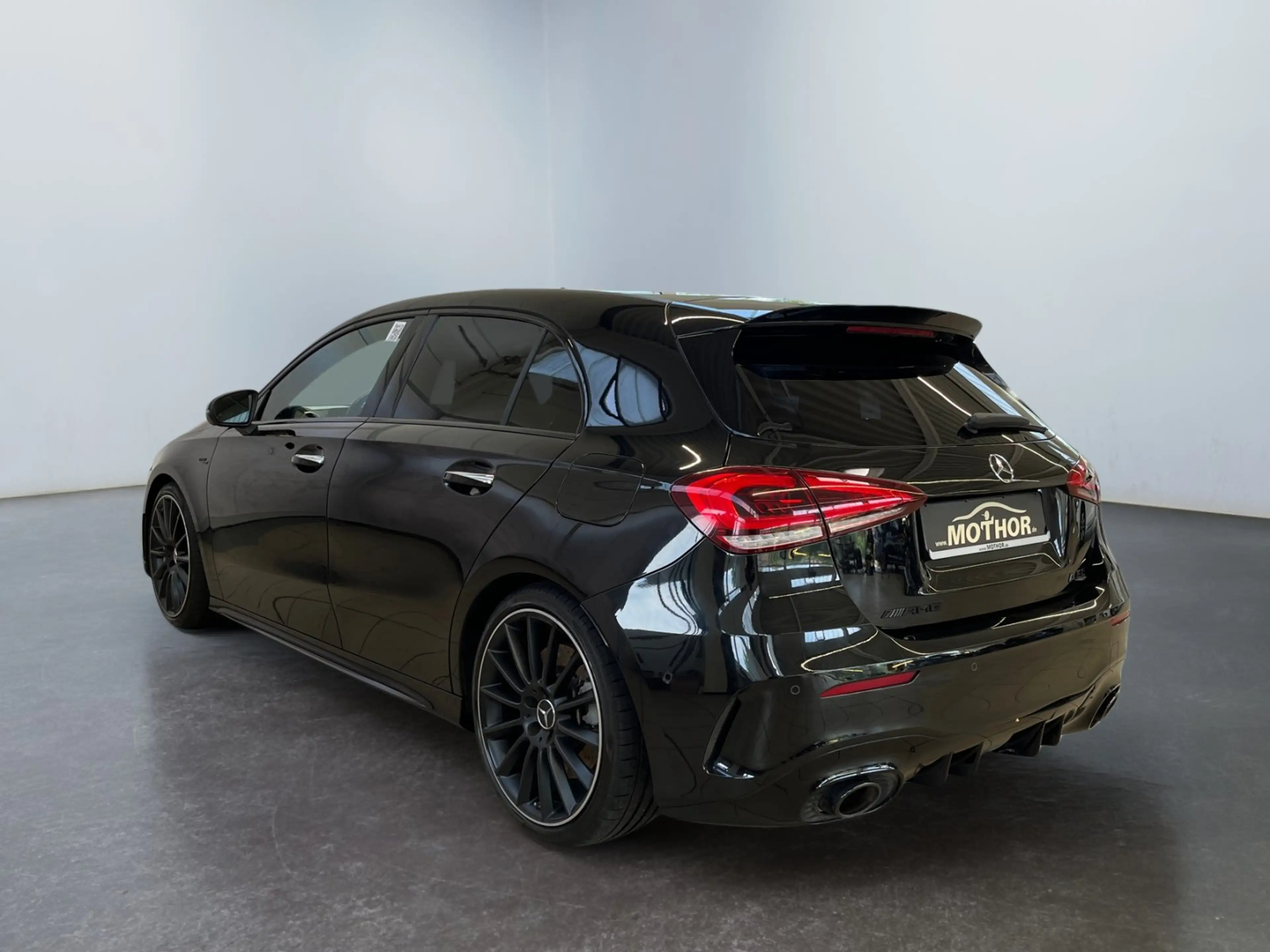 Mercedes-Benz A 35 AMG A35 AMG Aut. 4Matic+ 360°Kamera HeadUp-Display — photo 4