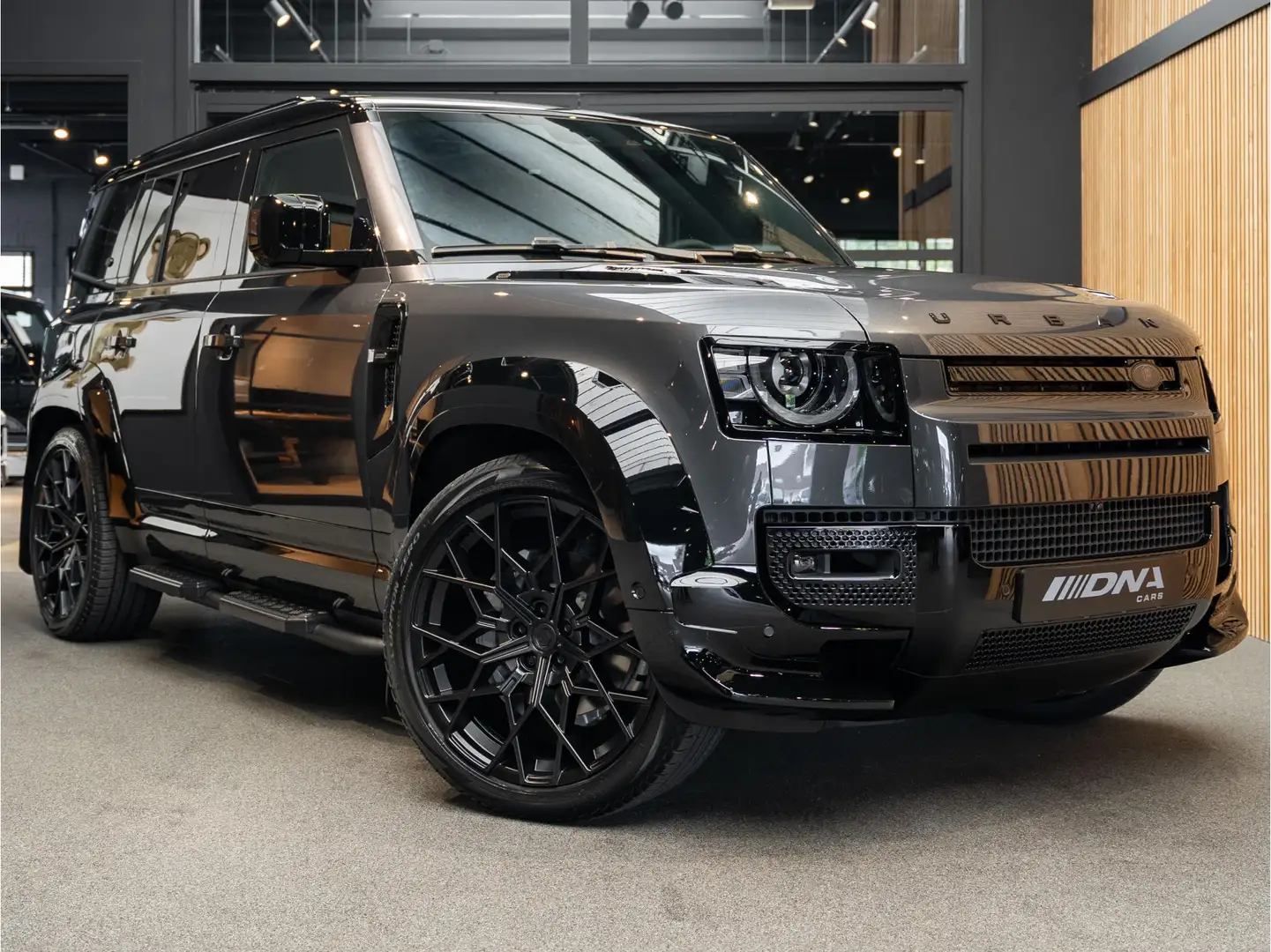 Land Rover Defender 110 URBAN P300e X-Dynamic HSE 2.0 P300e URBAN Pano Grau - 1