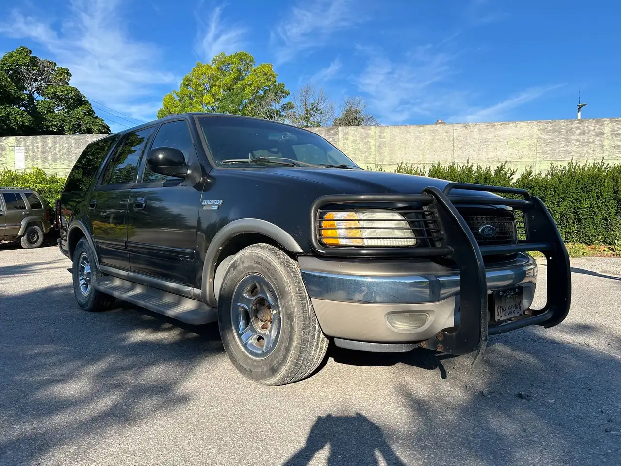 Ford Expedition снимка Ford Expedition