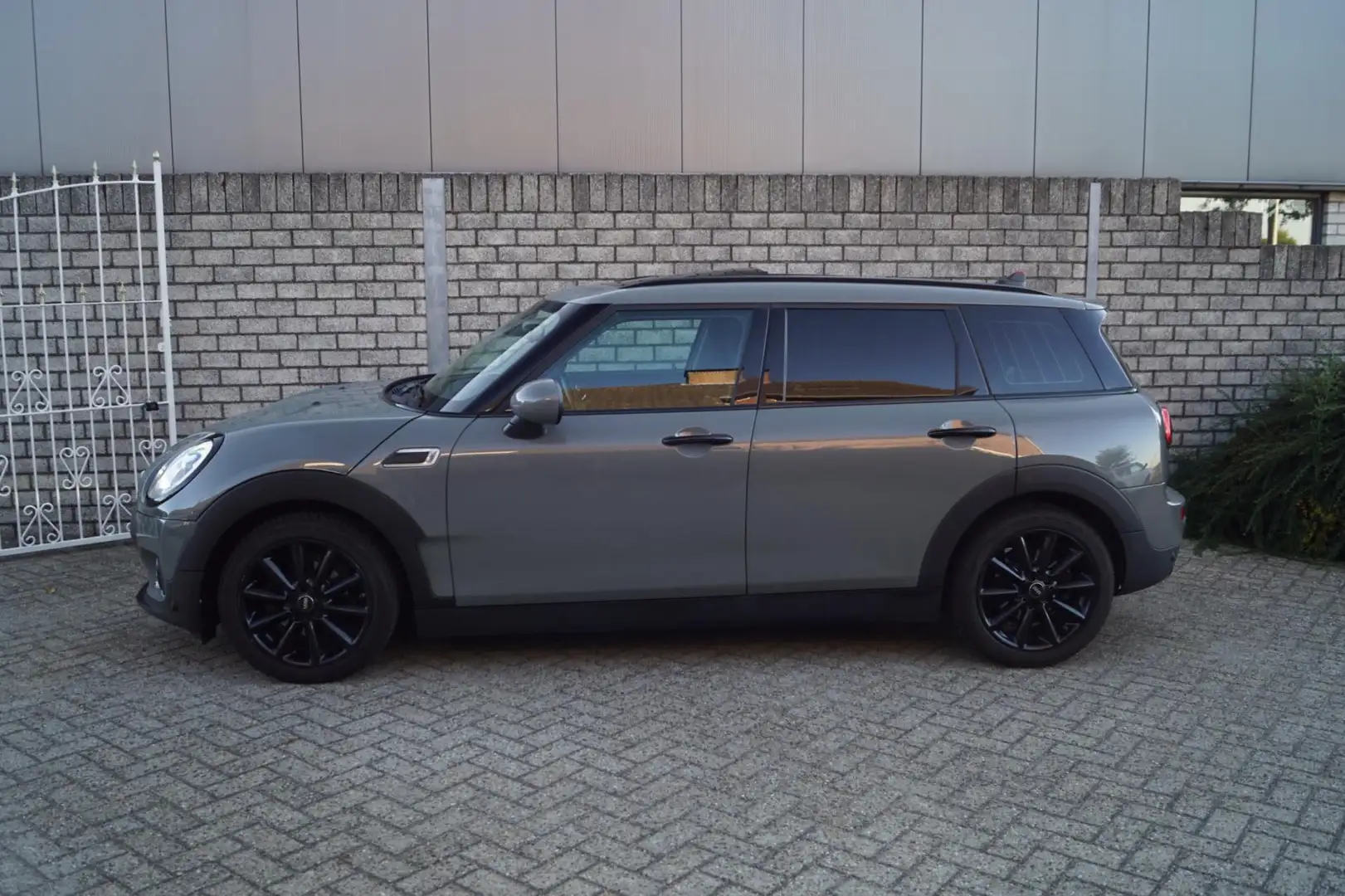 MINI One Clubman Mini 1.5 Pepper Serious Business Panodak Half Lede Gris - 2