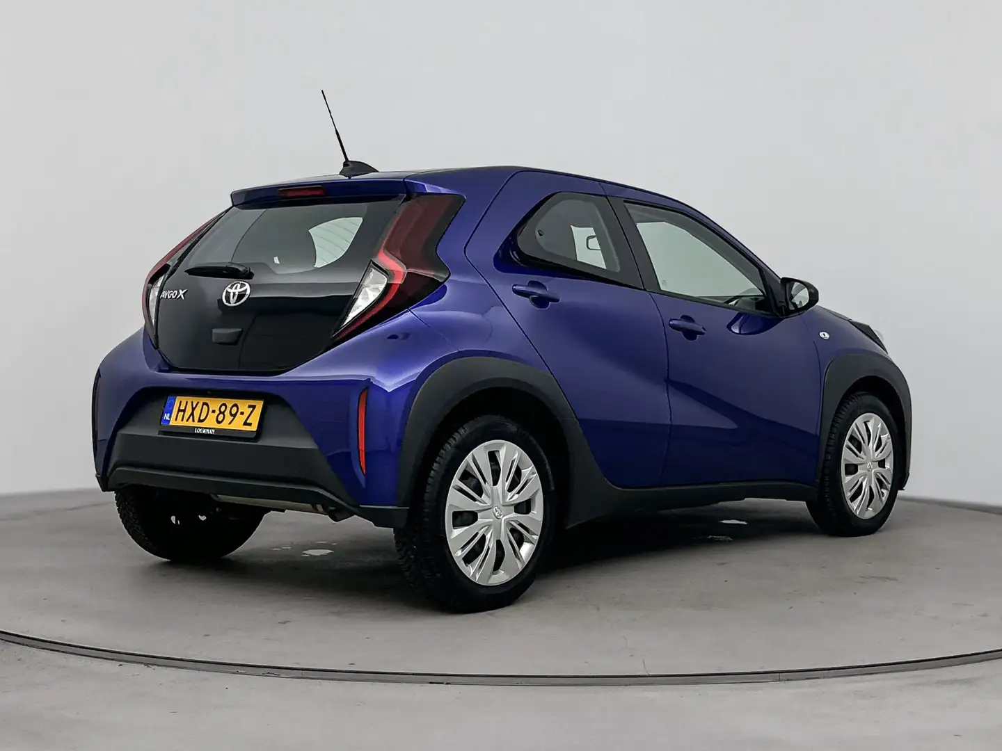 Toyota Aygo X 1.0 VVT-i MT Play Limited | Apple Carplay/Android Blauw - 2