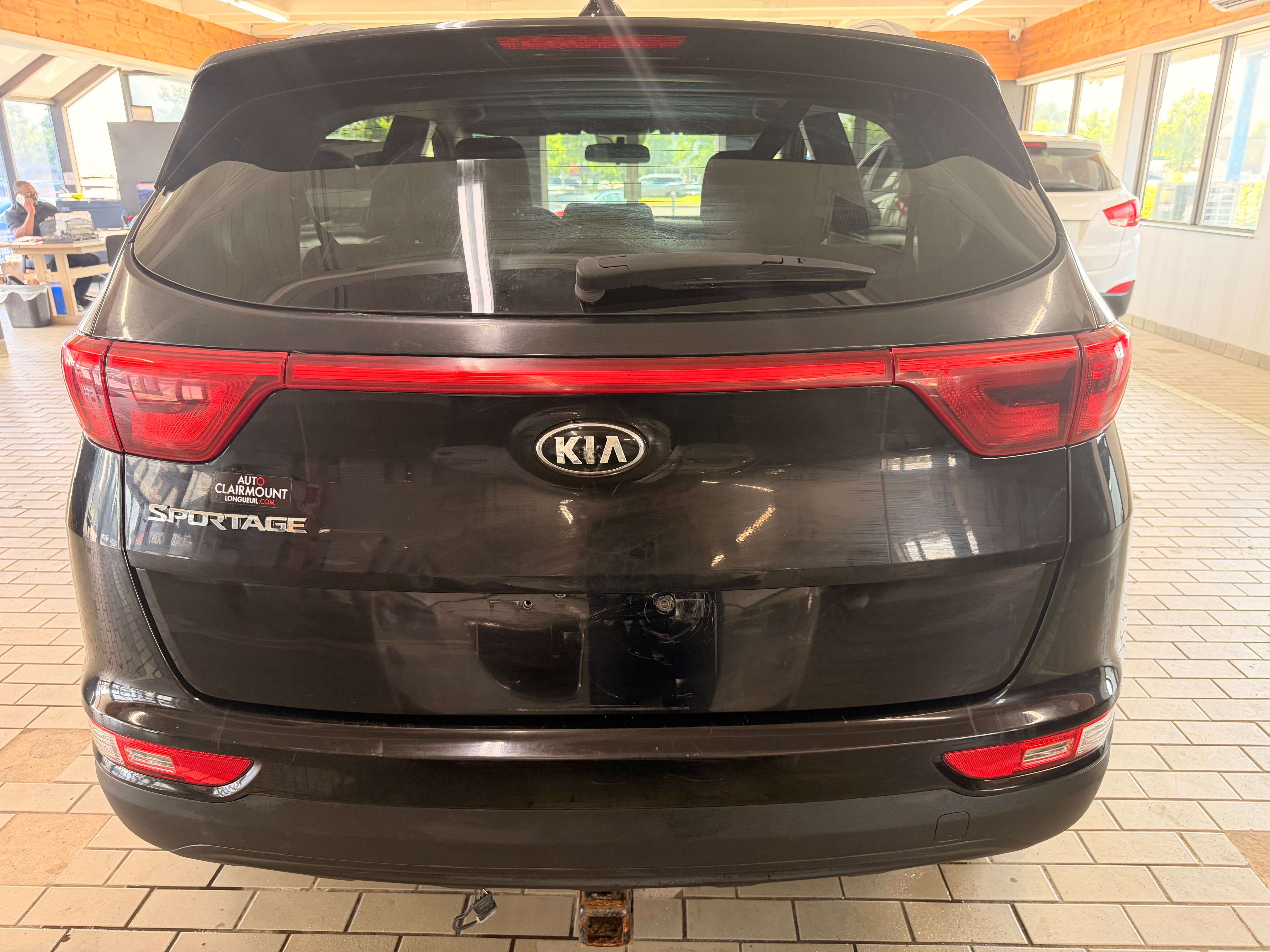 2017 Kia Sportage LX - Image 3
