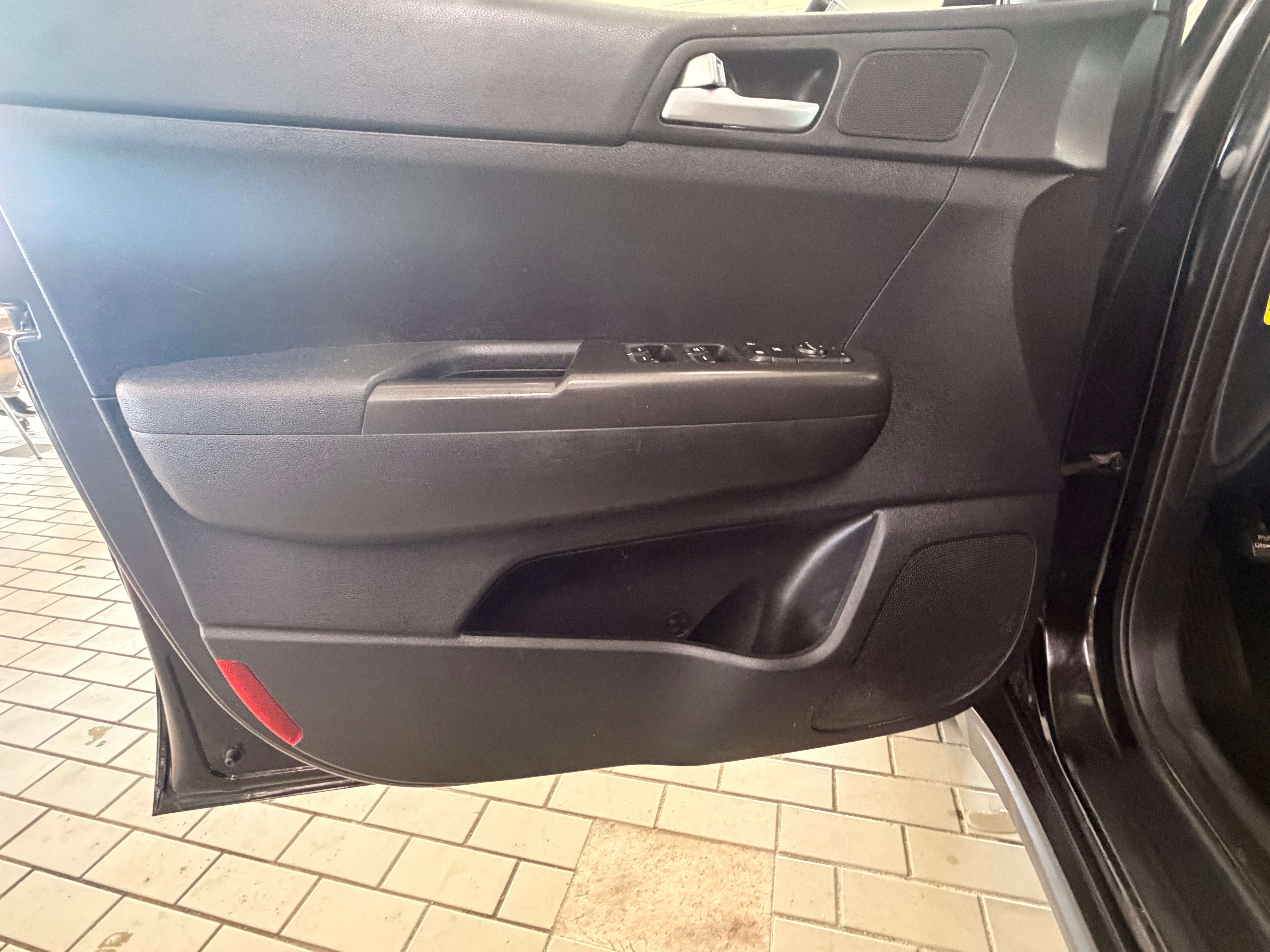 2017 Kia Sportage LX - Image 15