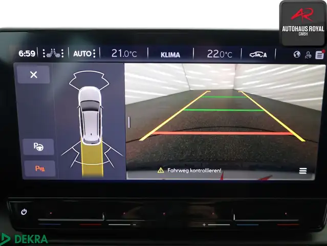 Cupra Leon view 15