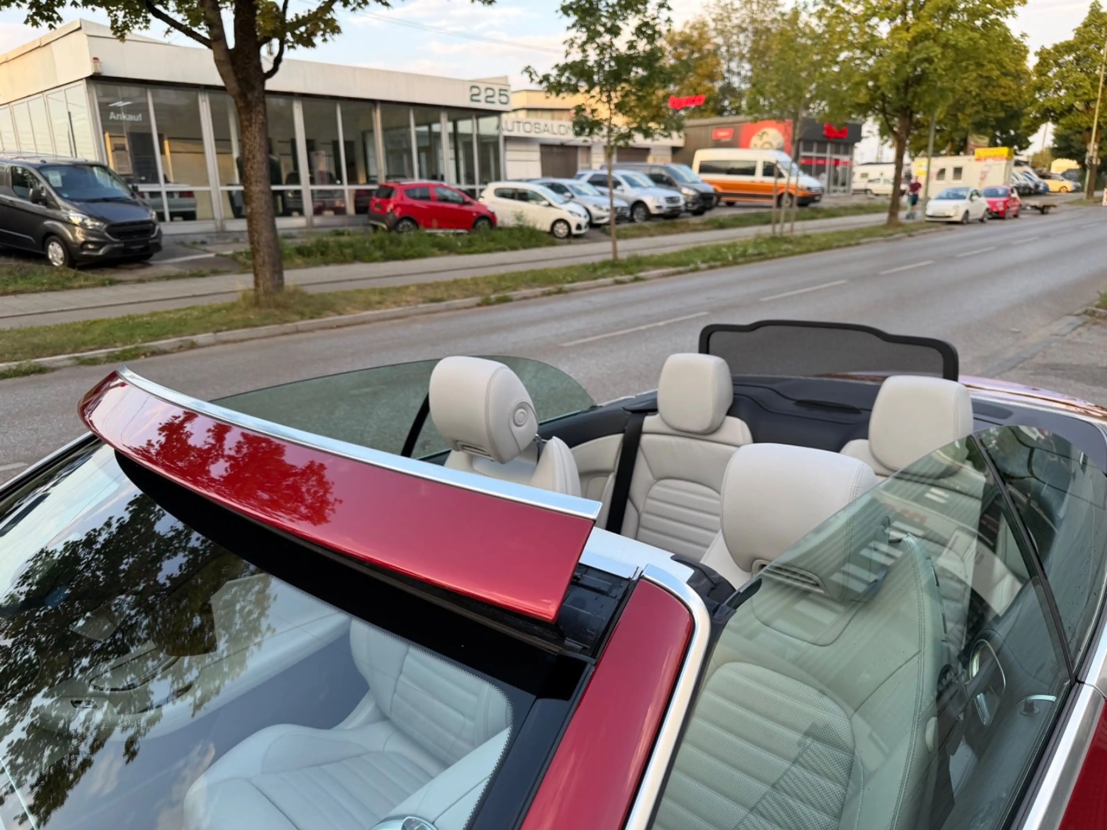 Mercedes-Benz C 300 C Cabrio Head up.Kamera 360.Distronic. — photo 15
